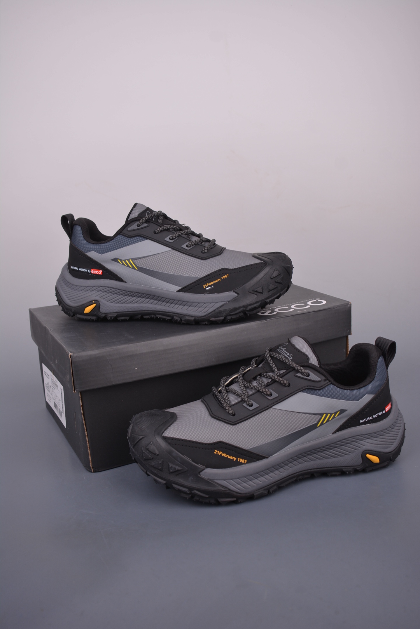 ECCO Men's Lightweight Gray Leather Sneakers Athletic Shoes Size 39-44 2 i1752360060792 2525 0 0