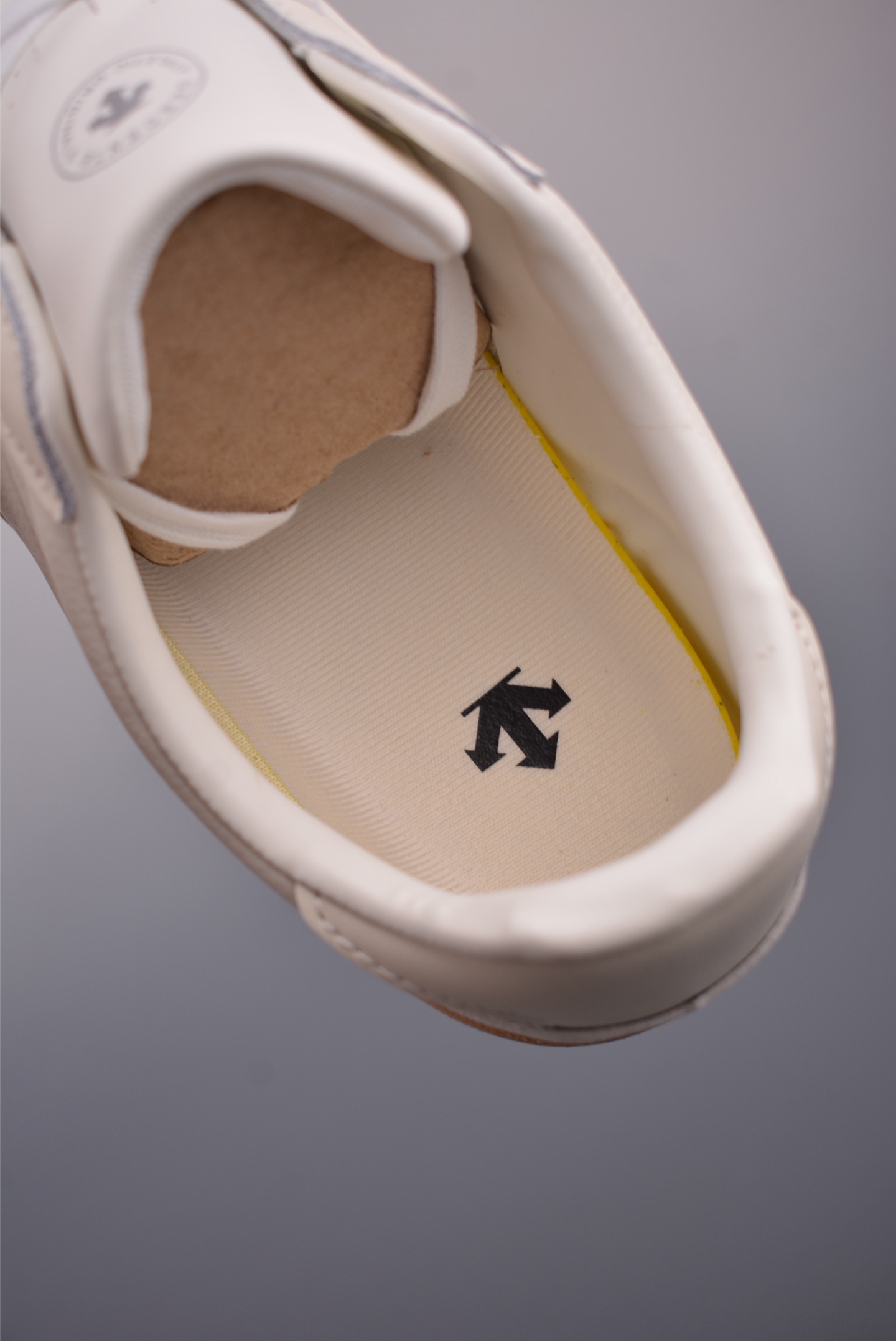 Descente Chron SB Retro Sneakers - Stylish Leather Upper, Comfortable Fit 9 i1752441092994 6273 0 8