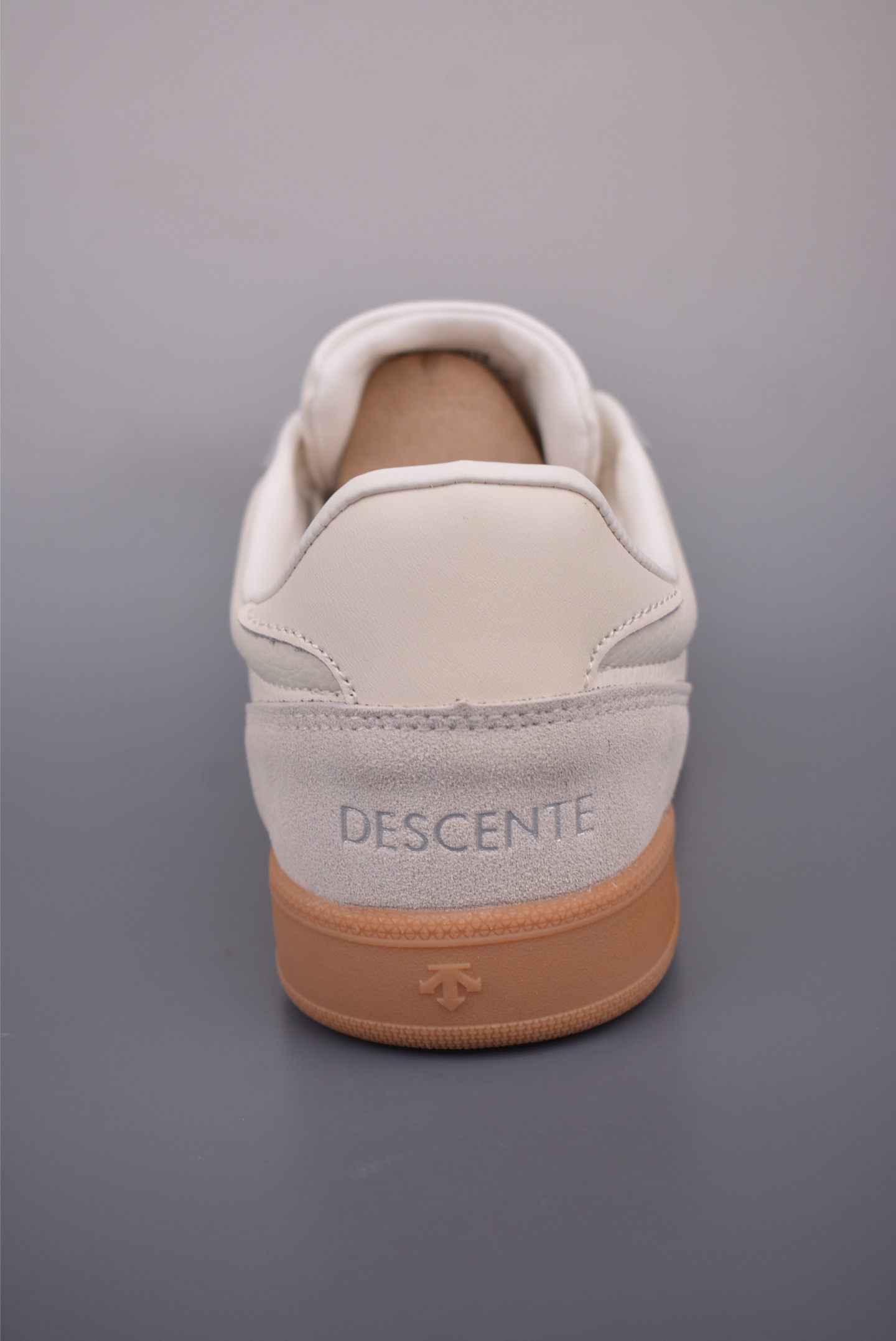 Descente Chron SB Retro Sneakers - Stylish Leather Upper, Comfortable Fit 4 i1752441092999 7037 0 3