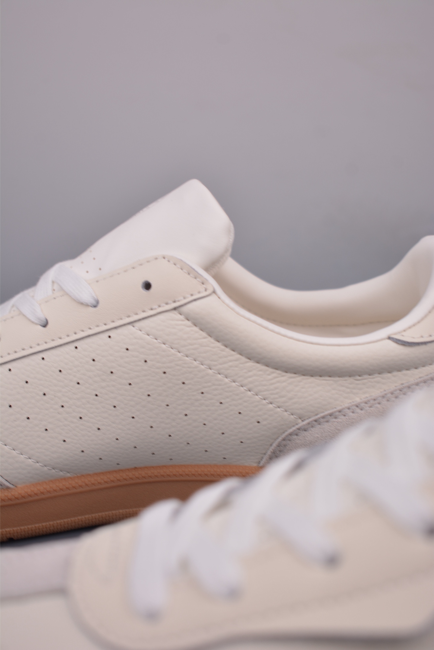Descente Chron SB Retro Sneakers - Stylish Leather Upper, Comfortable Fit 8 i1752441095342 9597 0 7
