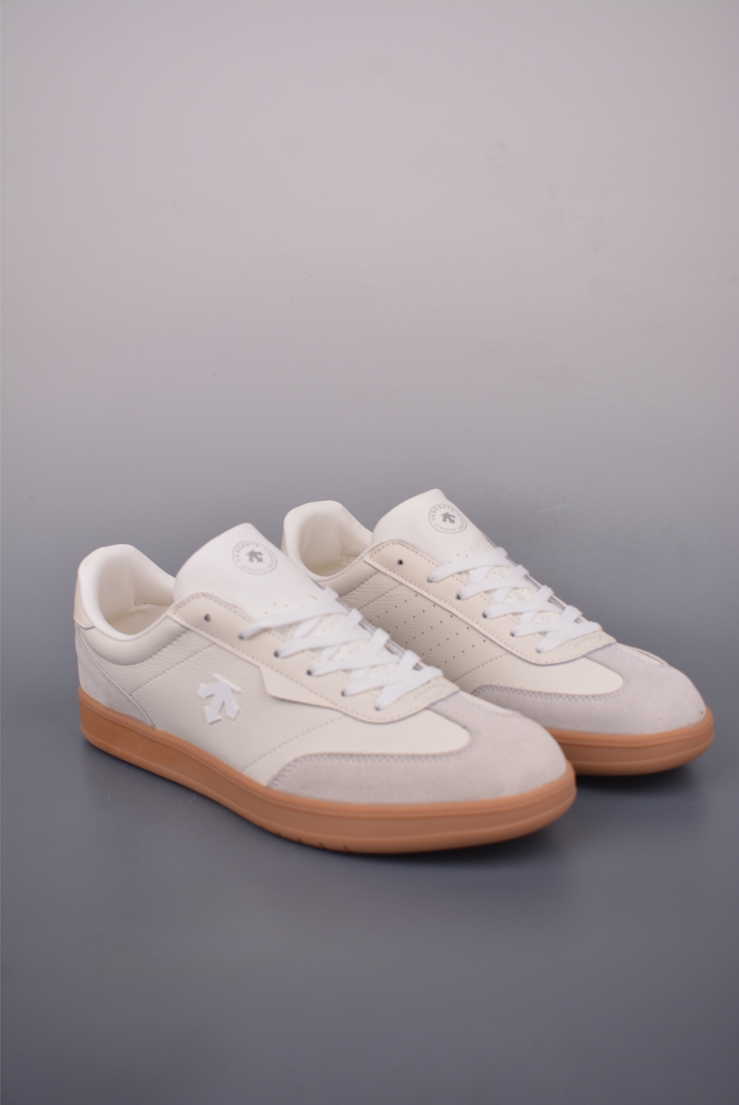 Descente Chron SB Retro Sneakers - Stylish Leather Upper, Comfortable Fit 1 i1752441095361 315 0 0