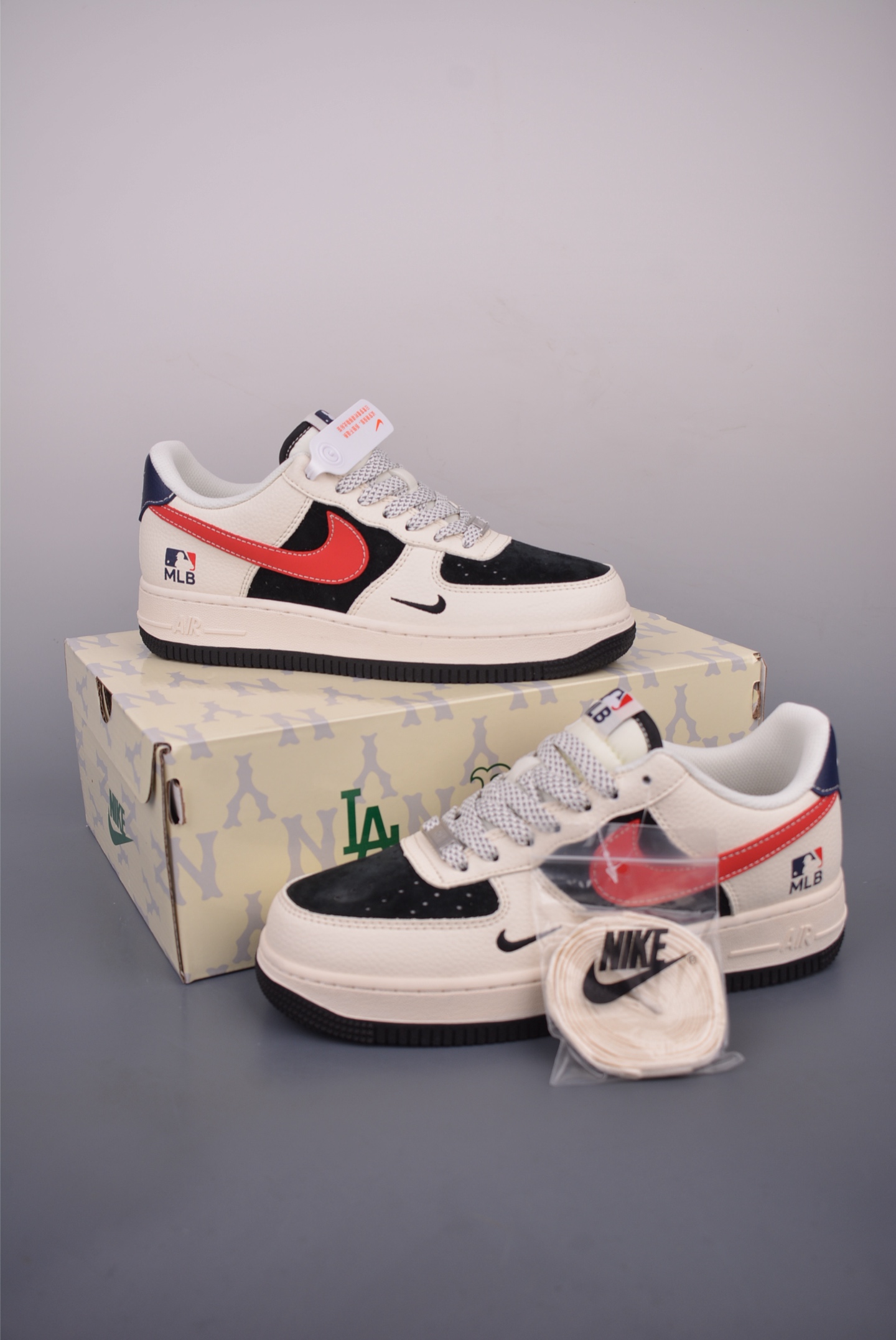 Nike Air Force 1 Low MLB Collaboration Authentic Sneakers HS8068 6 i1752442226205 3554 0 4