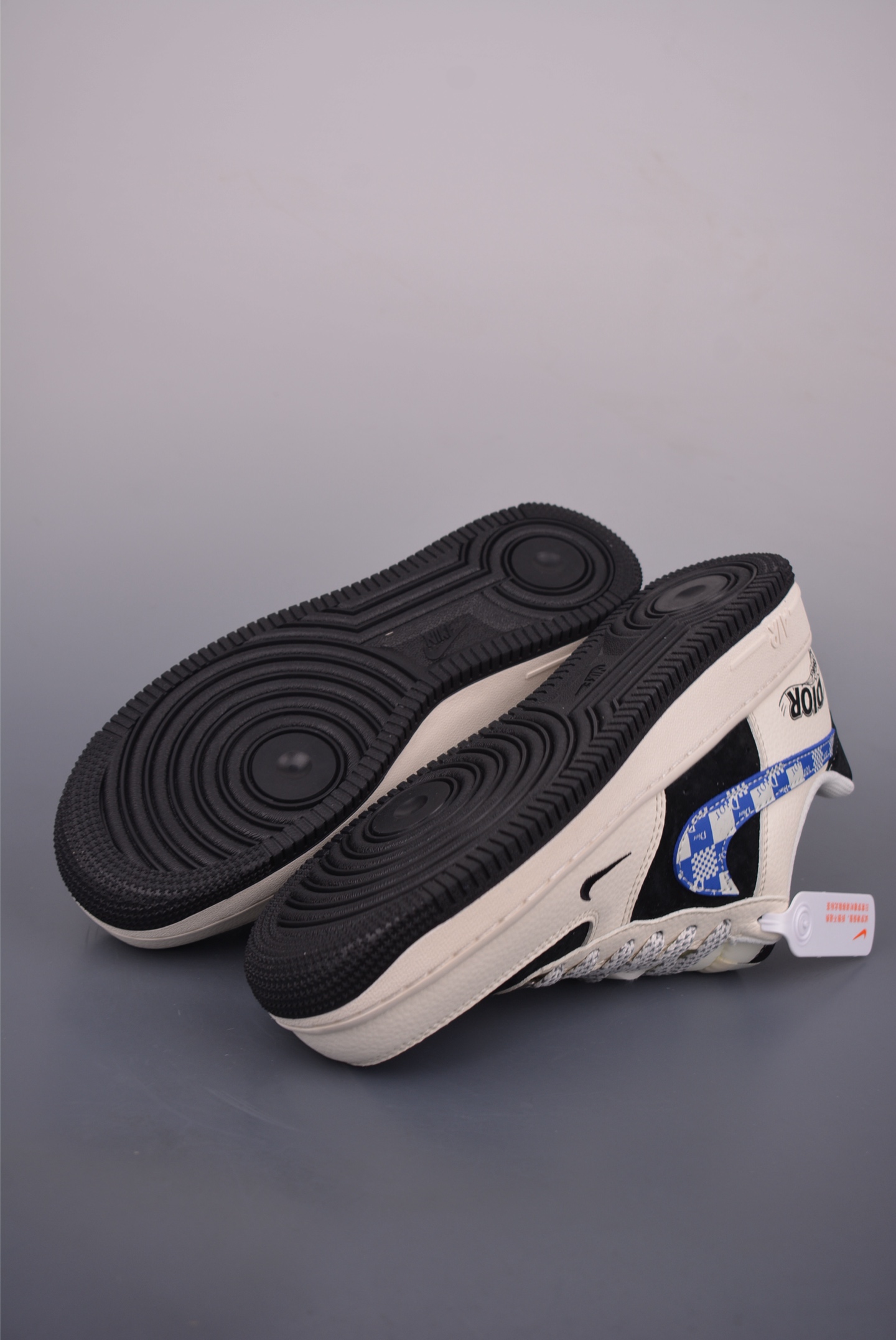 Nike Air Force 1 Low Dior Sneakers - Limited Edition Designer Shoes 4 i1752442266219 4709 0 2