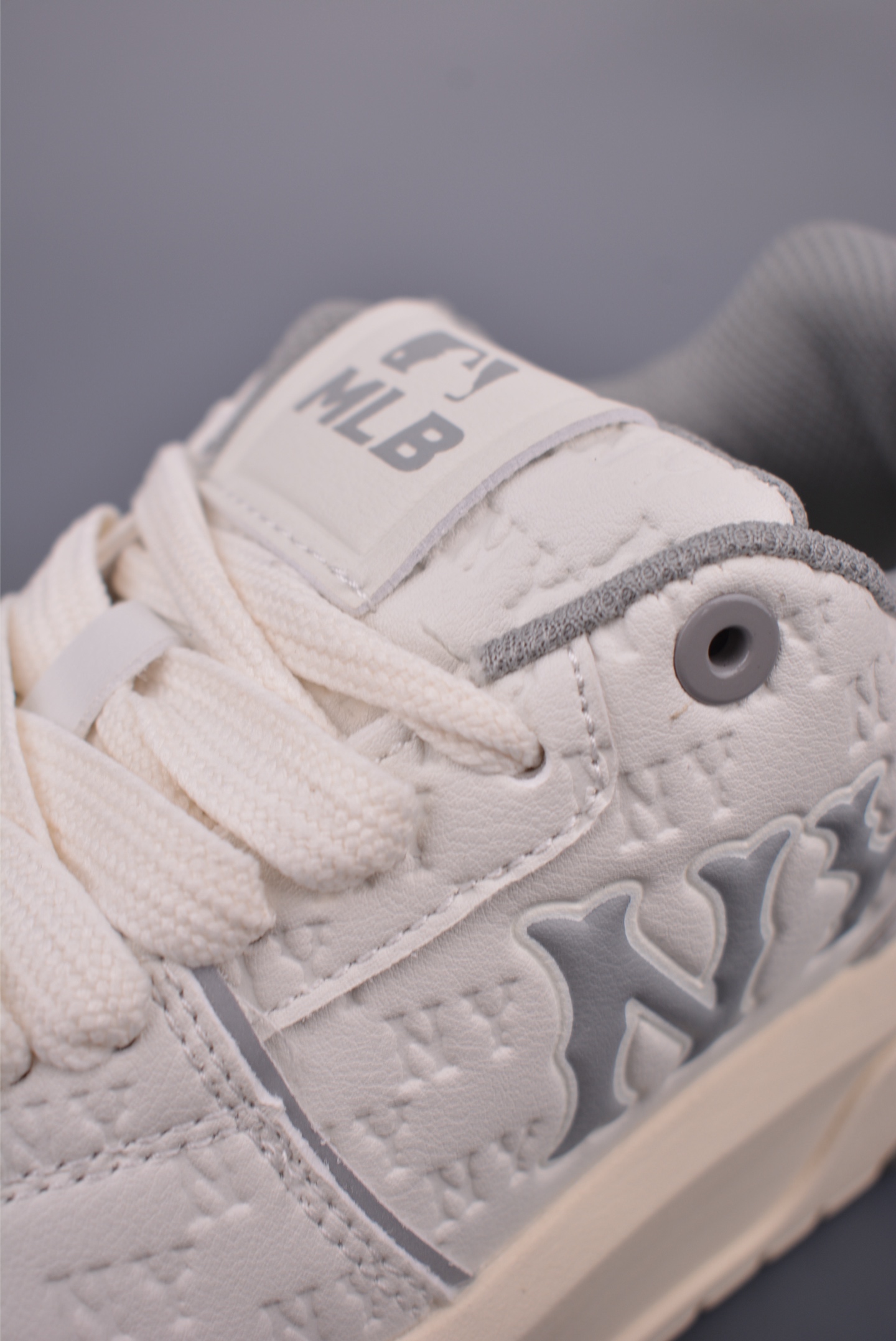 MLB Chunky Liner Embo Monogram New York Yankees Sneakers Thick Sole 7 i1752442429772 8147 0 6