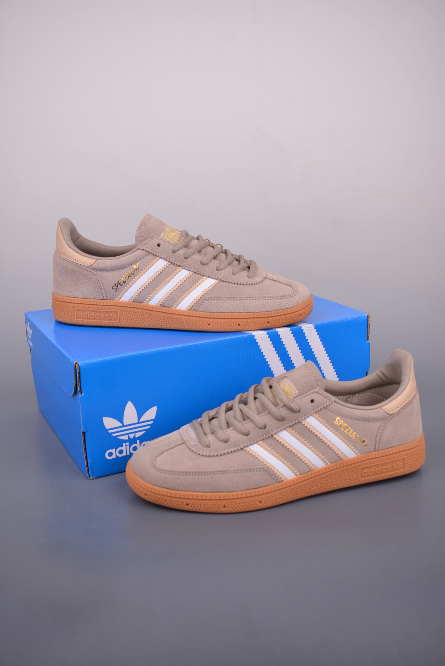 Adidas Handball Spezial Classic Suede Sneakers Vintage Casual Shoes 5 i1752442830540 8721 0 4