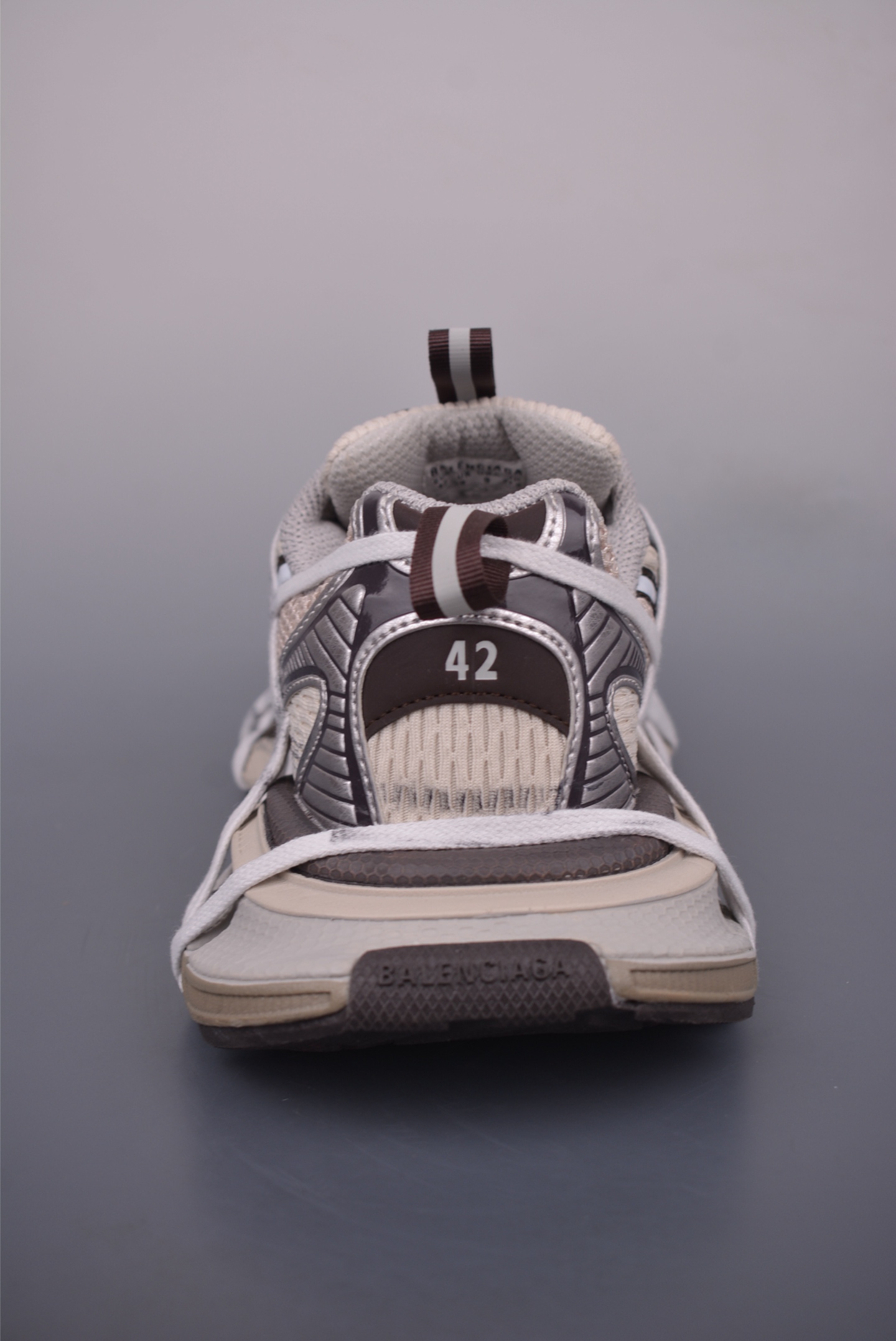 Balenciaga 3XL Lace-Up Sneakers: Vintage-Inspired Style & Comfort 4 i1752443066808 328 0 3