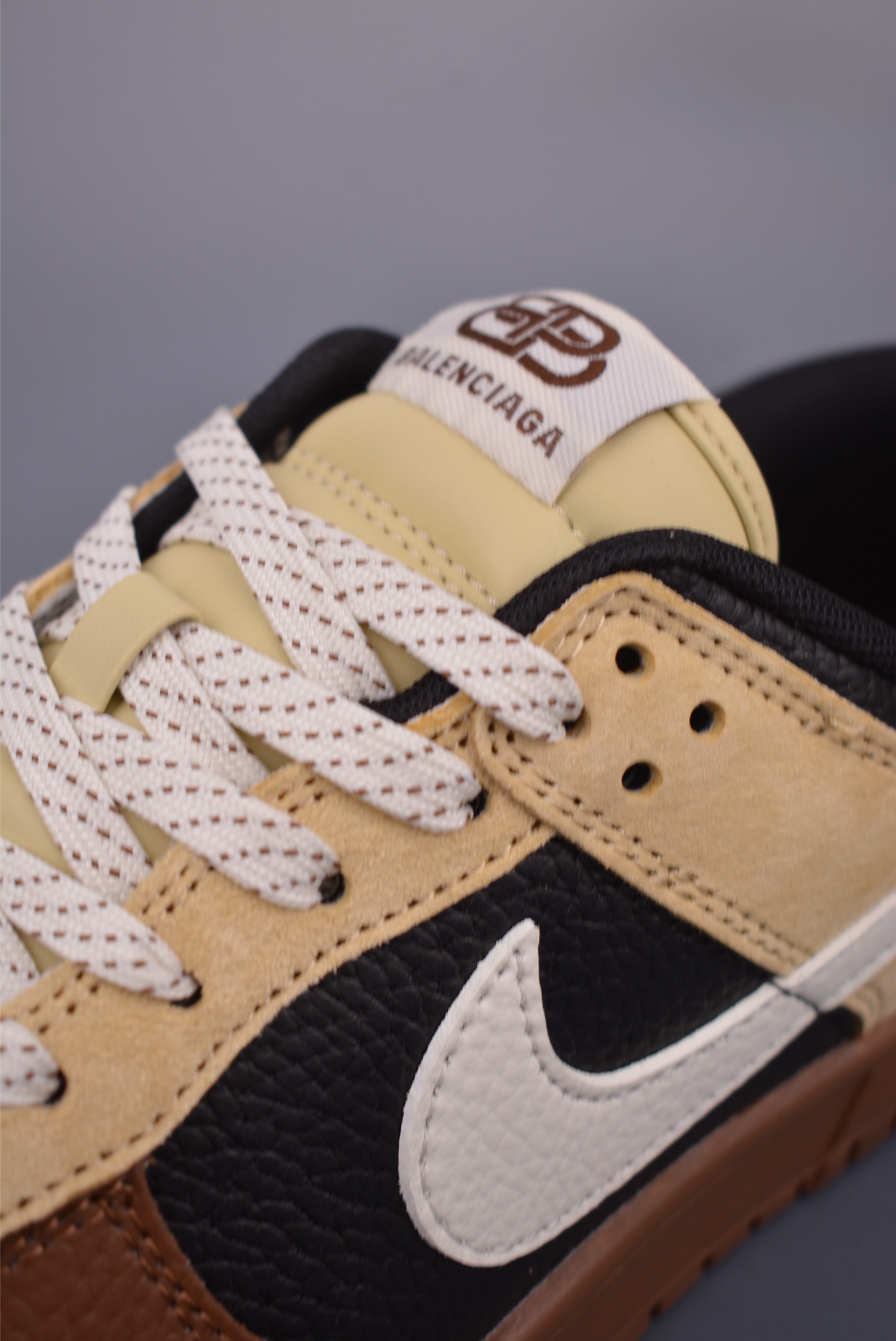 Nike SB Dunk Low Balenciaga Premium Sneakers - Style FX1588 3131124 8 i1752444518776 524 0 6