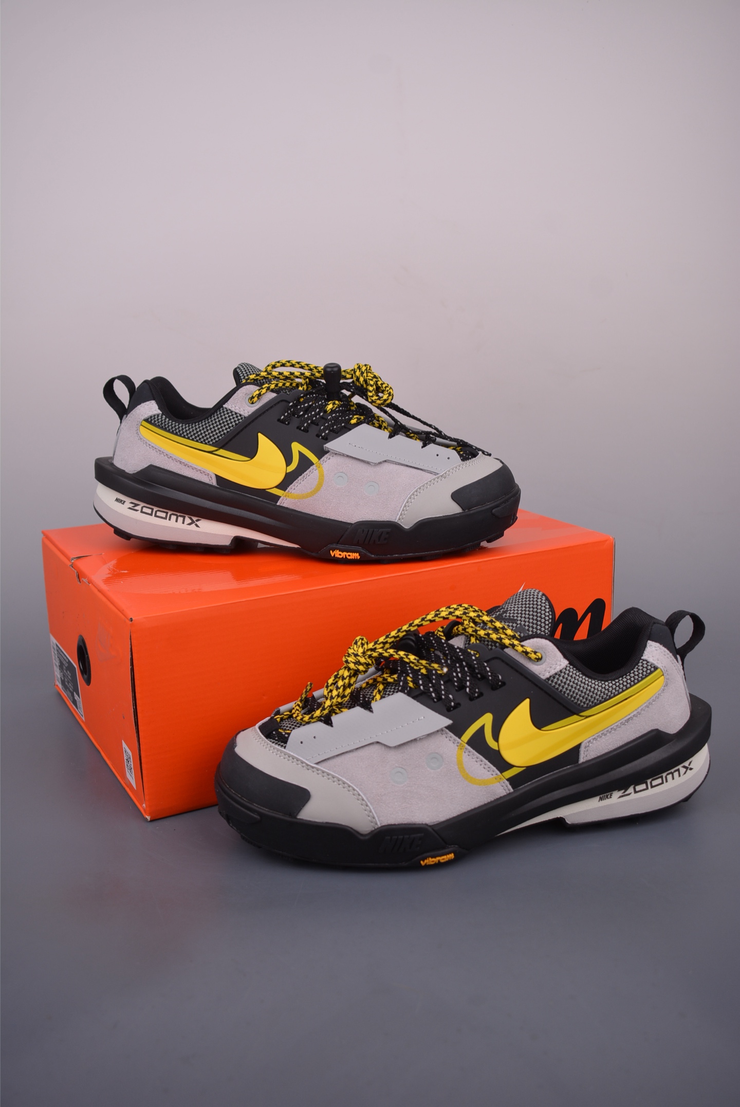 Sacai x Nike Zegamadome SP 联名款 机能风休闲运动鞋 HQ8618-002