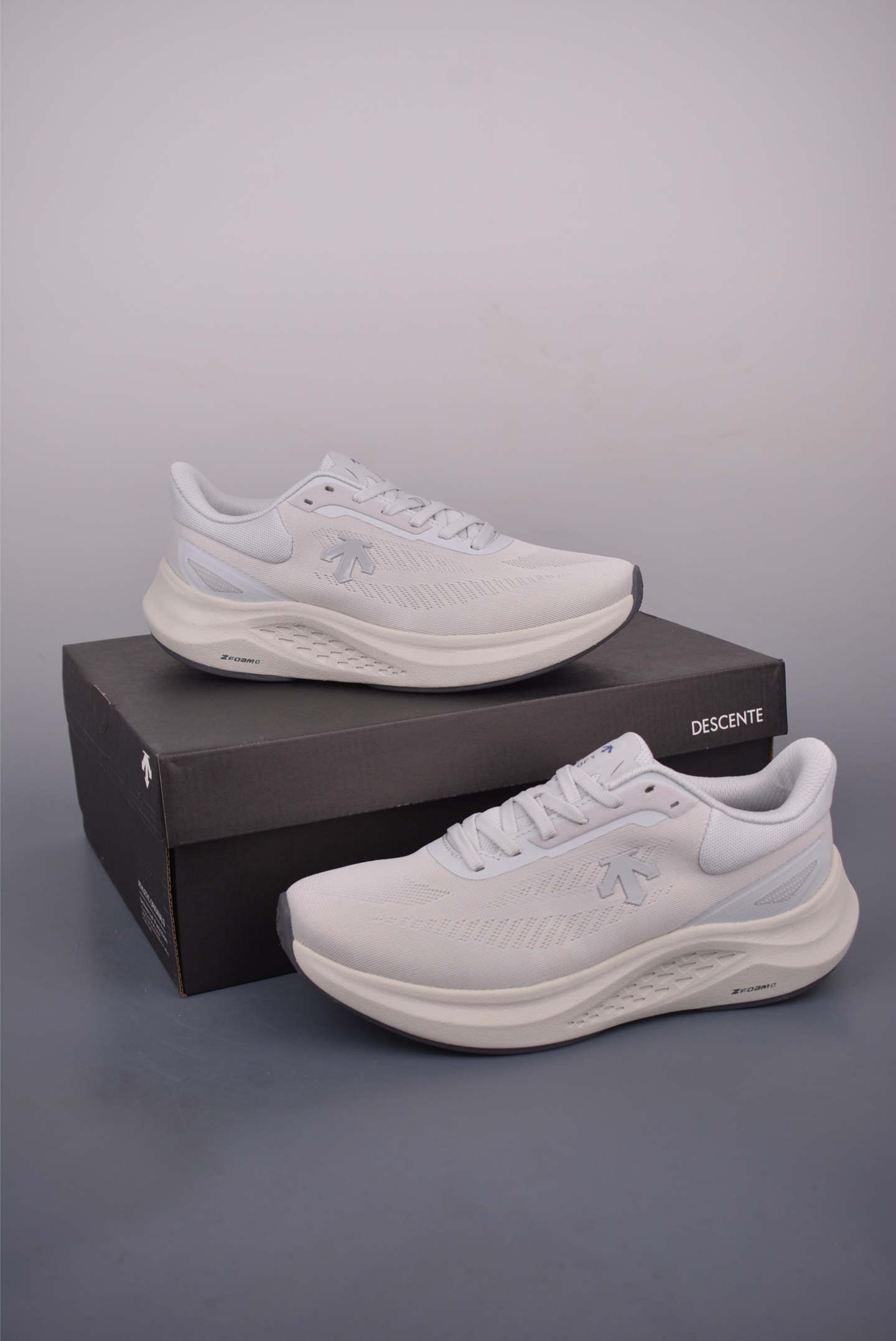 Descente Run Step Lightweight Cushioned Trail Running Shoes 6 i1752445562737 4518 0 4