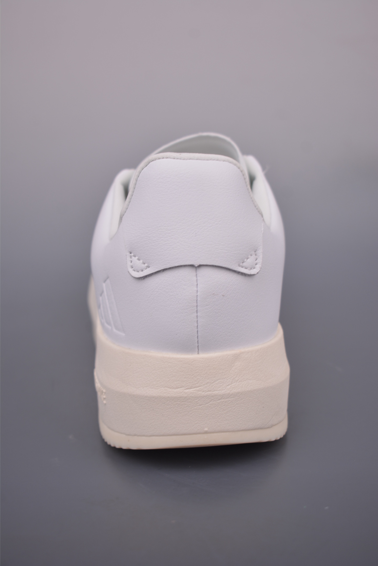 Adidas ACESMASH White Leather Low-Top Sneakers - Comfortable & Durable 5 i1752447050534 9965 0 3