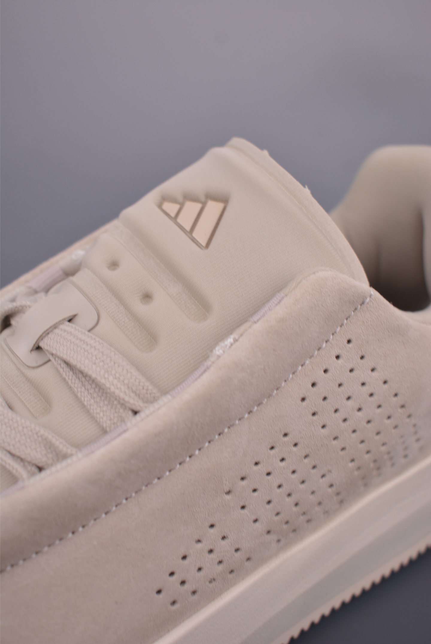Adidas ACESMASH Suede Low-Top Sneakers - Stylish, Comfortable & Durable 7 i1752447100191 2713 0 6