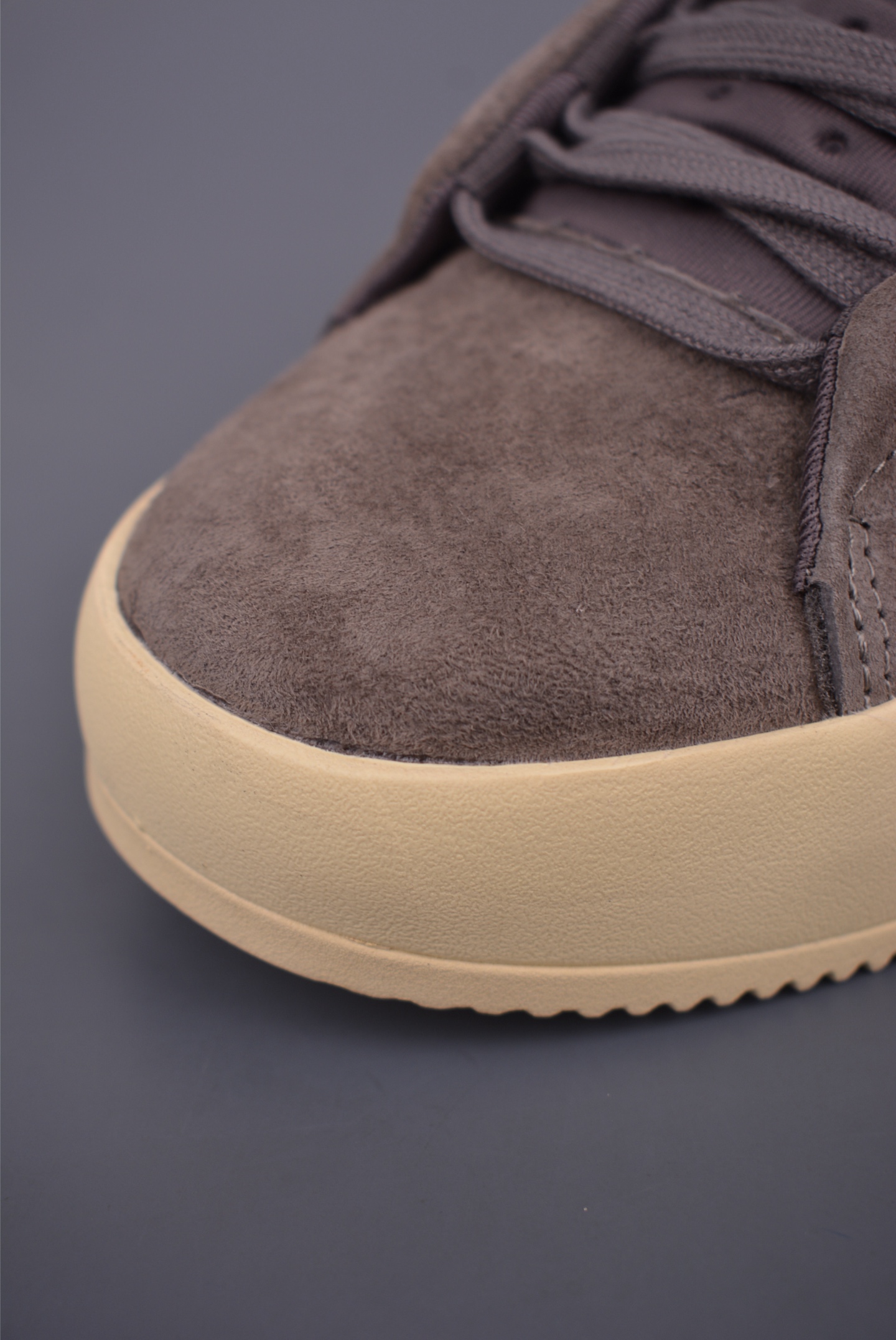 Adidas ACESMASH Suede Low-Top Sneakers - Comfortable and Stylish Trainers 6 i1752447124931 76 0 5