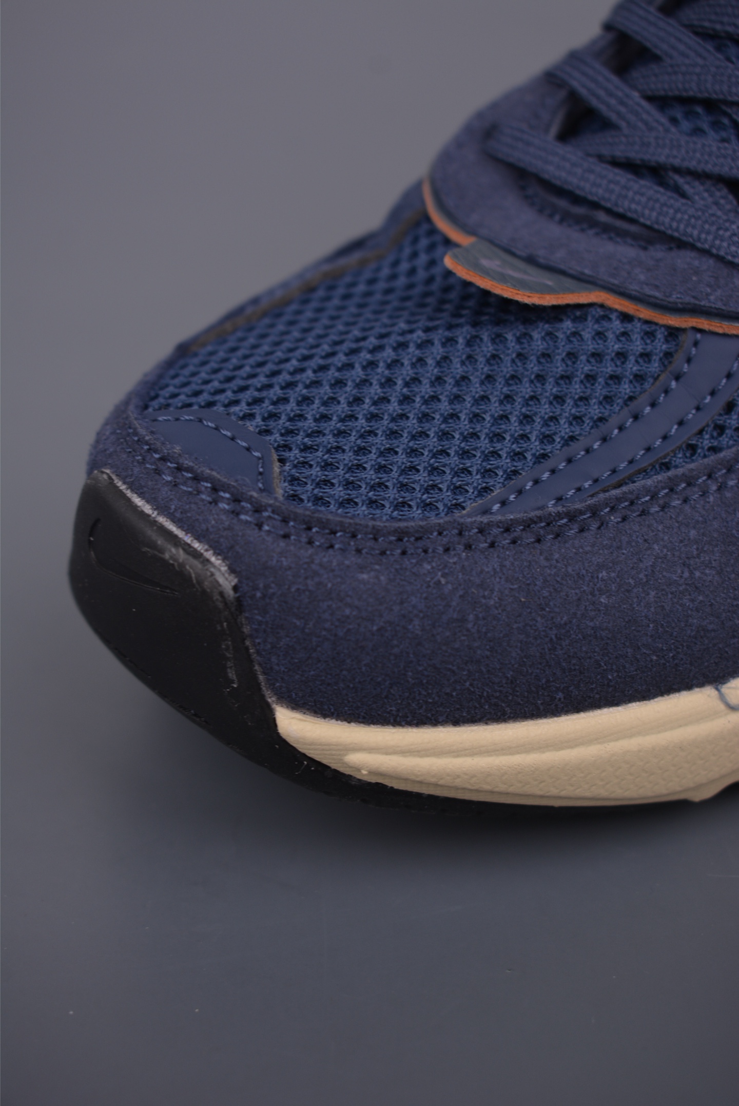 NIKE V2K Runtekk 版本 减震防滑复古低帮跑步鞋 FN6703-400