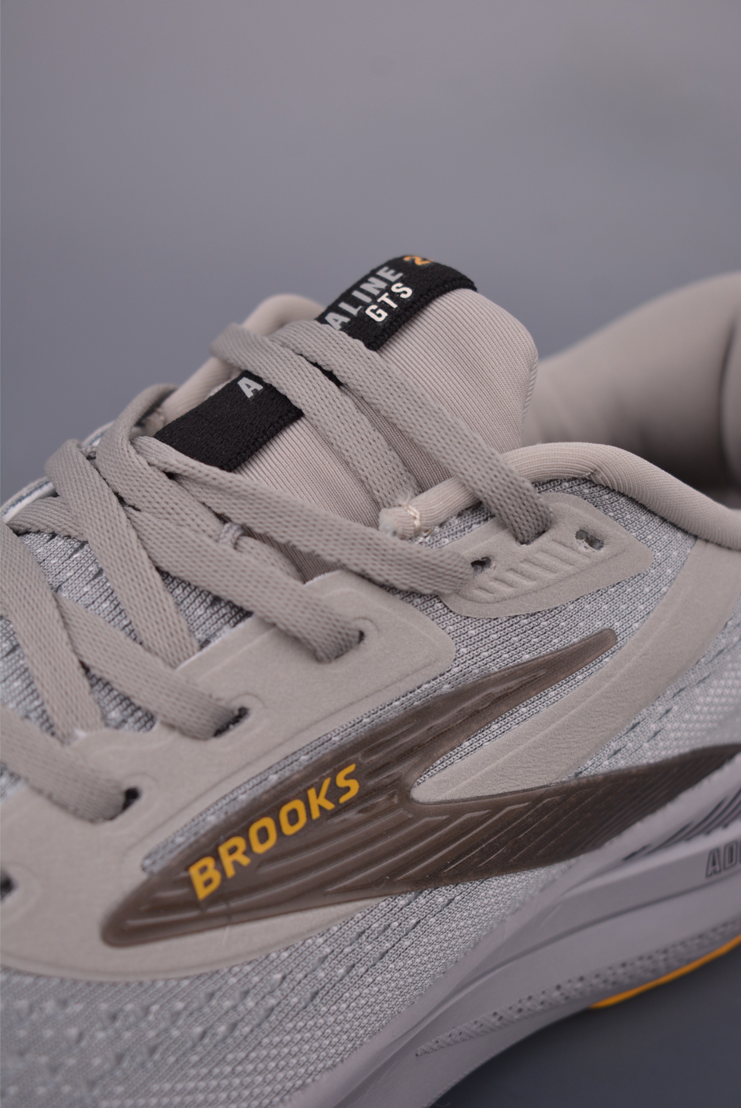 Brooks 布鲁克斯 Adrenaline GTs 24 超弹轻盈跑步鞋 110437-莆田鞋,莆田鞋货源,高仿鞋,高仿鞋货源,安福档口,莆田高仿鞋,莆田鞋批发,高仿鞋批发,莆田高仿运动鞋,高仿运动鞋,莆田运动鞋 Brooks 布鲁克斯 Adrenaline GTs 24 超弹轻盈跑步鞋 110437