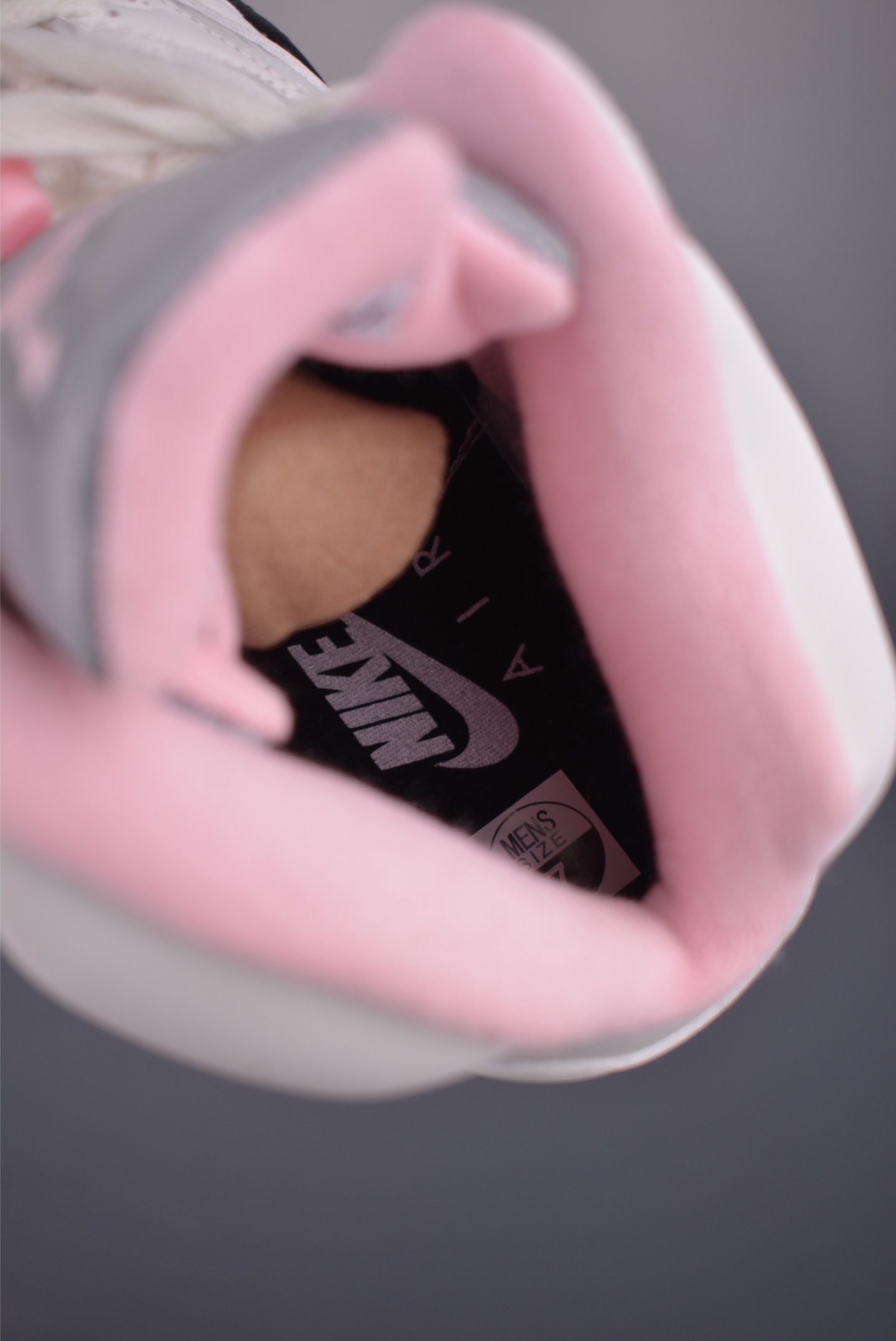 Air Jordan 5 Retro 'Medium Soft Pink' White, Black, and Pink 9 i1752529978759 4265 0 8