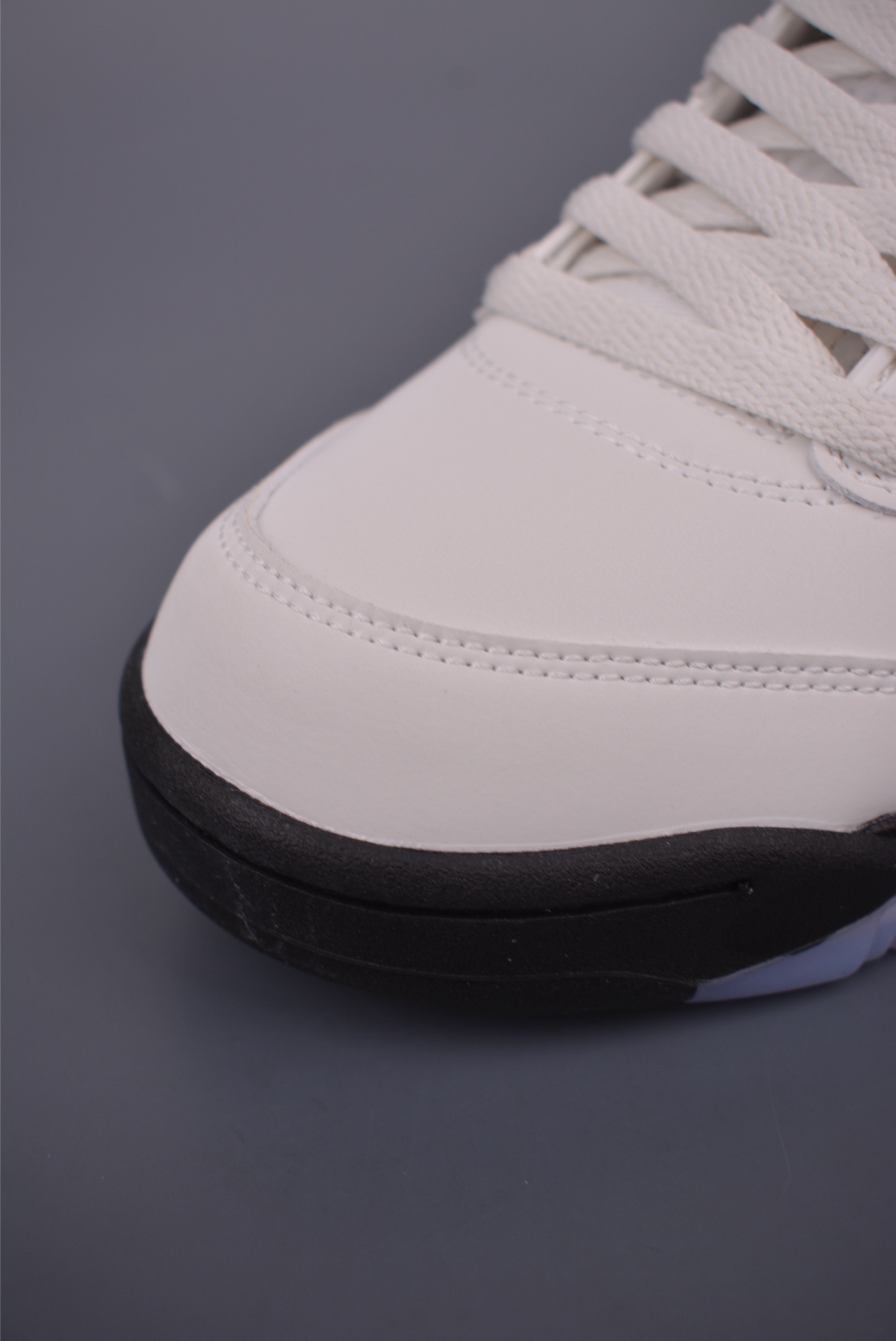 Air Jordan 5 Retro 'Medium Soft Pink' White, Black, and Pink 6 i1752529980399 3674 0 5