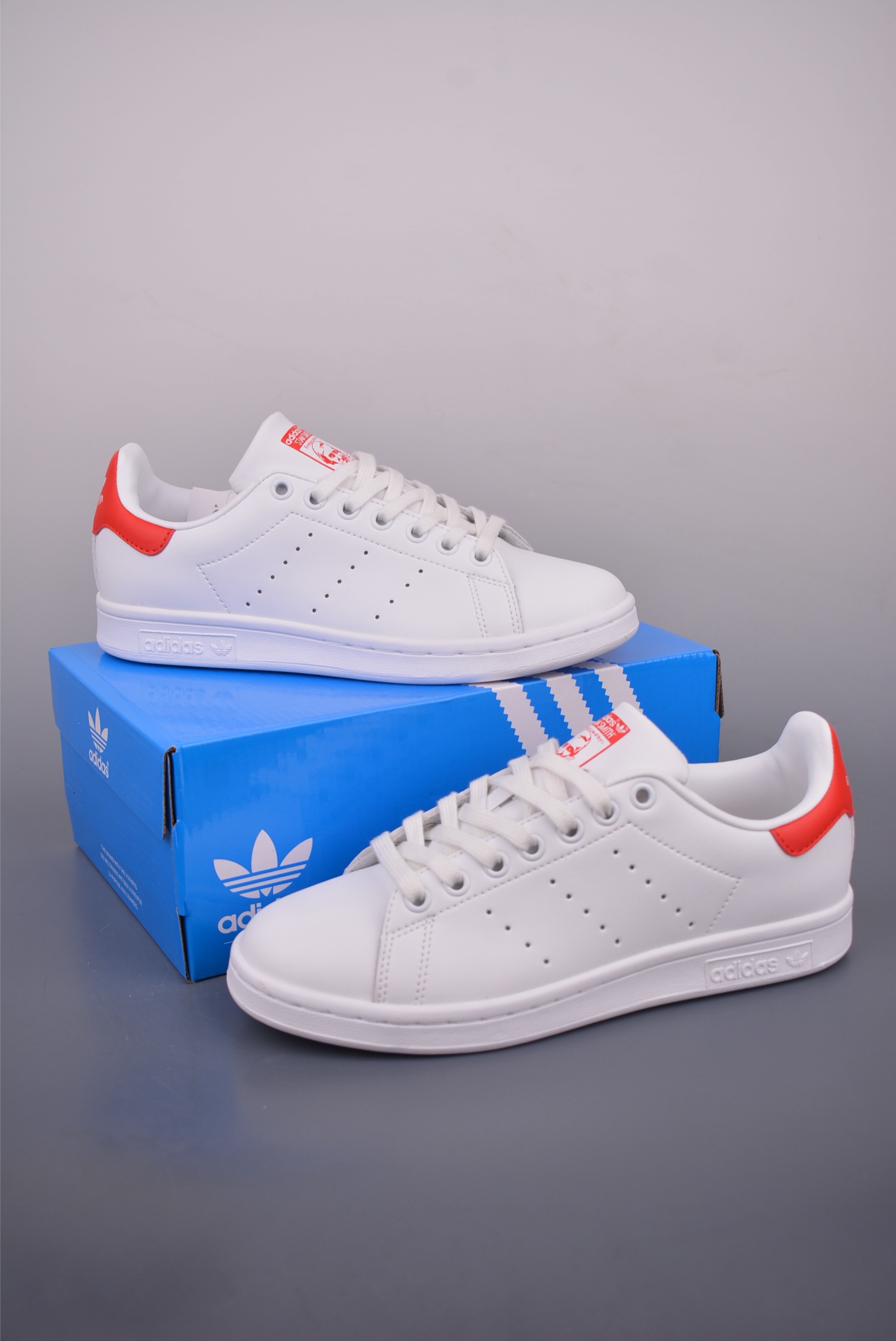 Adidas Stan Smith Classic White Leather Sneakers - Timeless Style & Comfort 6 i1752530206275 7062 0 4