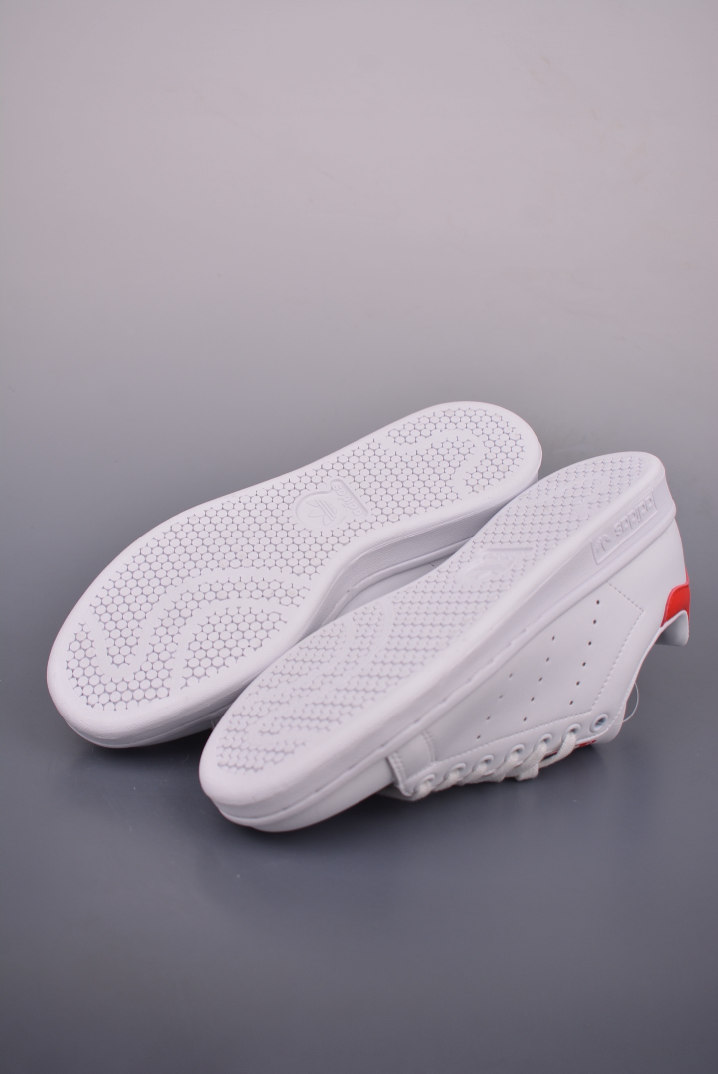 Adidas Stan Smith Classic White Leather Sneakers - Timeless Style & Comfort 4 i1752530207921 4917 0 2
