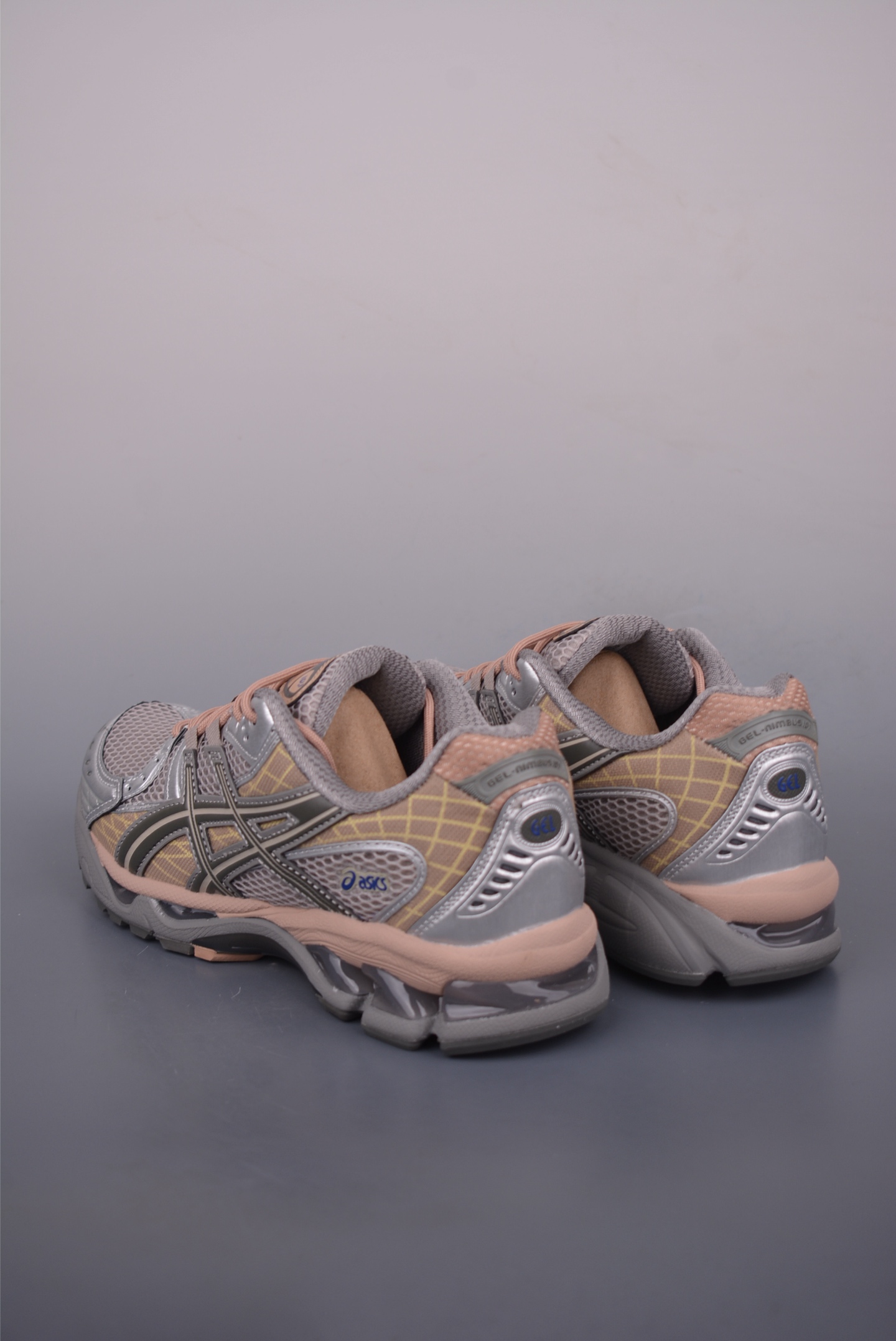 Asics GEL-Kahana Nimbus 10.1 Low-Top Sneakers - Durable, Breathable, Y2K Style 3 i1752531337040 5577 0 1