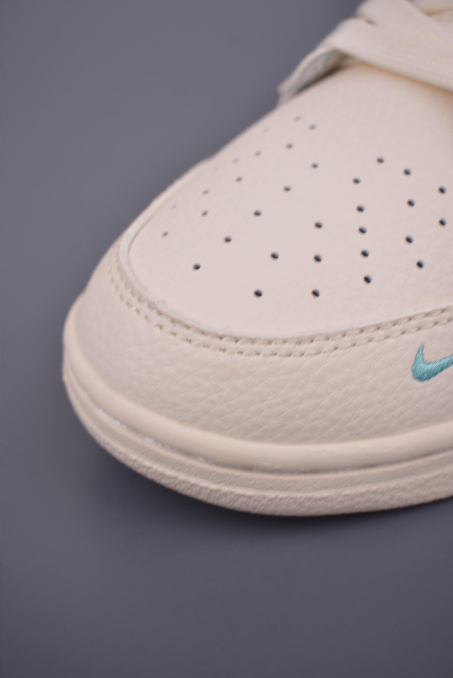 Nike SB Dunk Low The North Face Cream/Navy Blue - Premium Quality & Comfort 6 i1752533961056 3744 0 5
