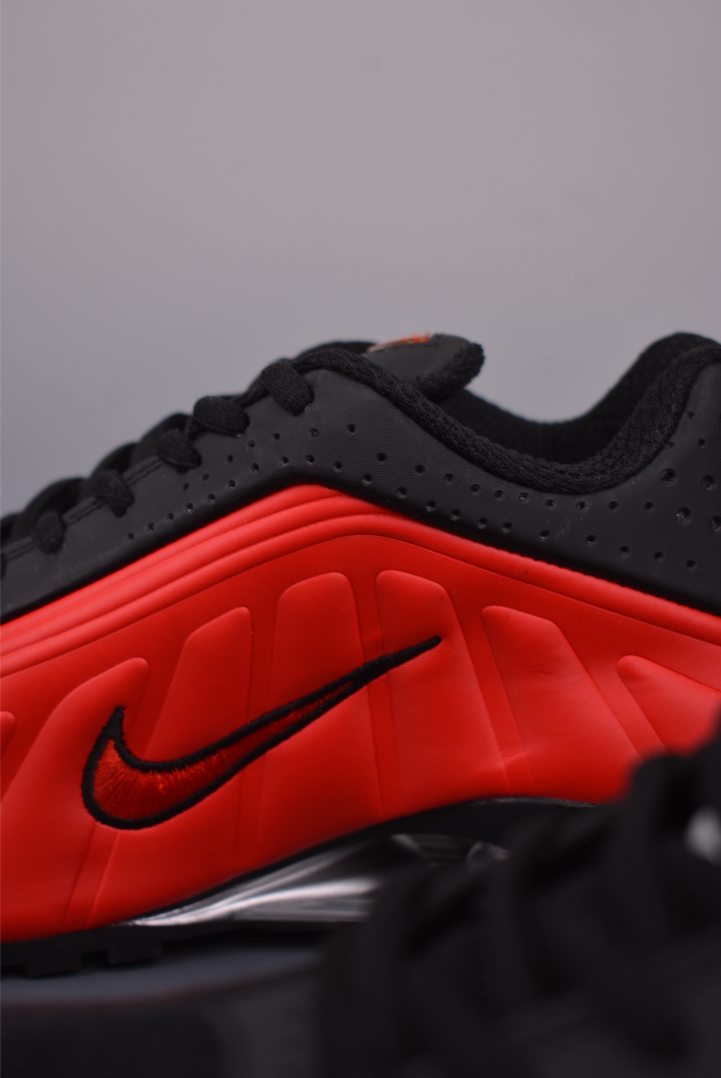 Nike Shox Ride 2 SP x Supreme Running Shoes - Black/Red, HQ1988, Full Cushion 8 i1752609044898 9359 0 7