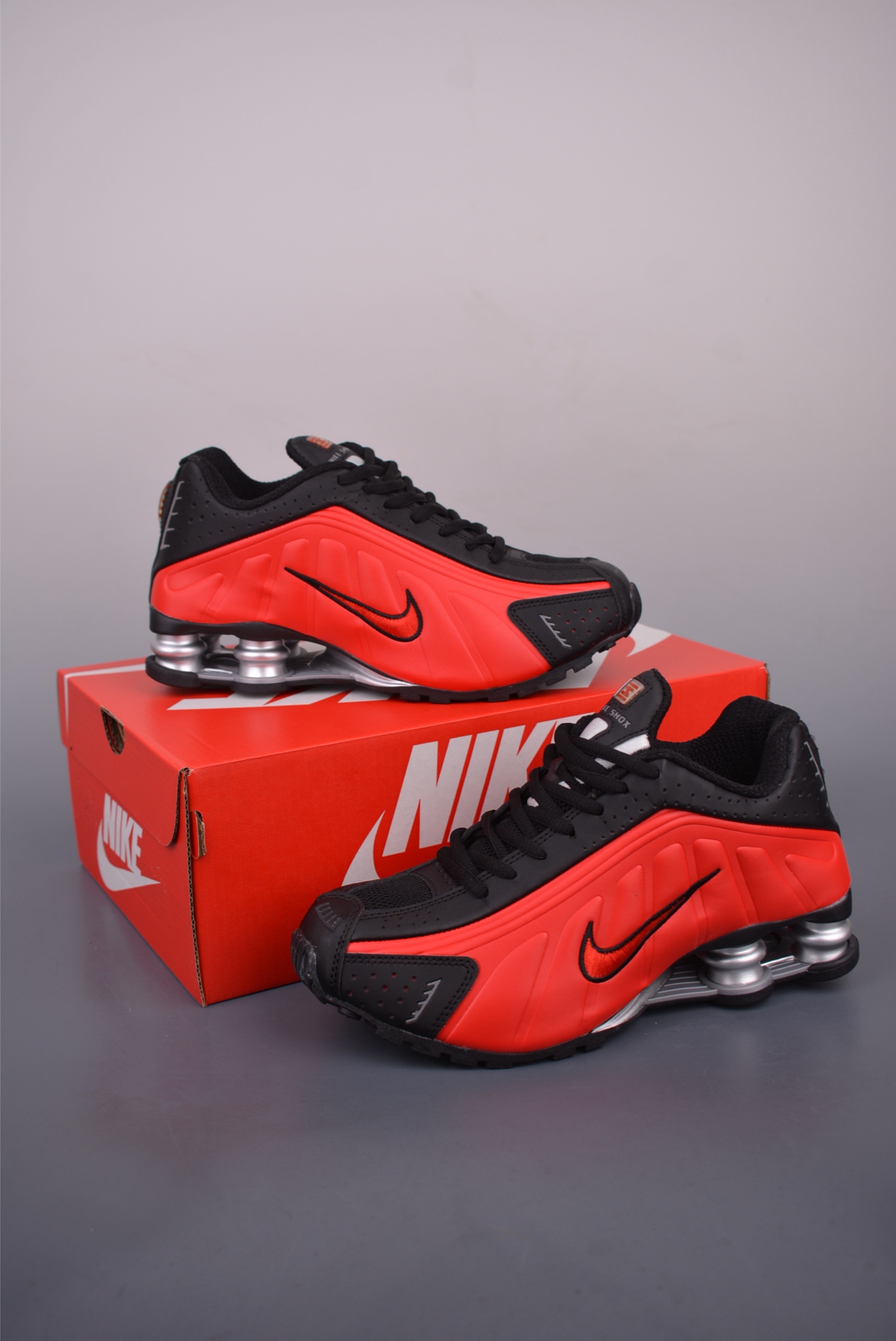 Nike Shox Ride 2 SP x Supreme Running Shoes - Black/Red, HQ1988, Full Cushion 5 i1752609044942 1741 0 4