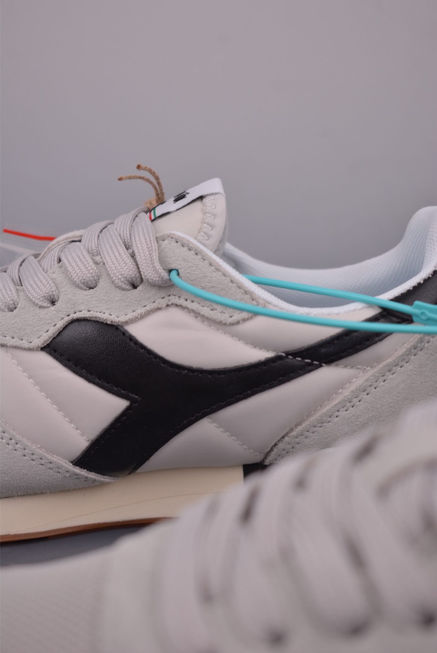 Diadora Camaro Retro Sneakers - Polyester, Suede & Leather - Stylish & Comfortable 8 i1752609970356 6437 0 7