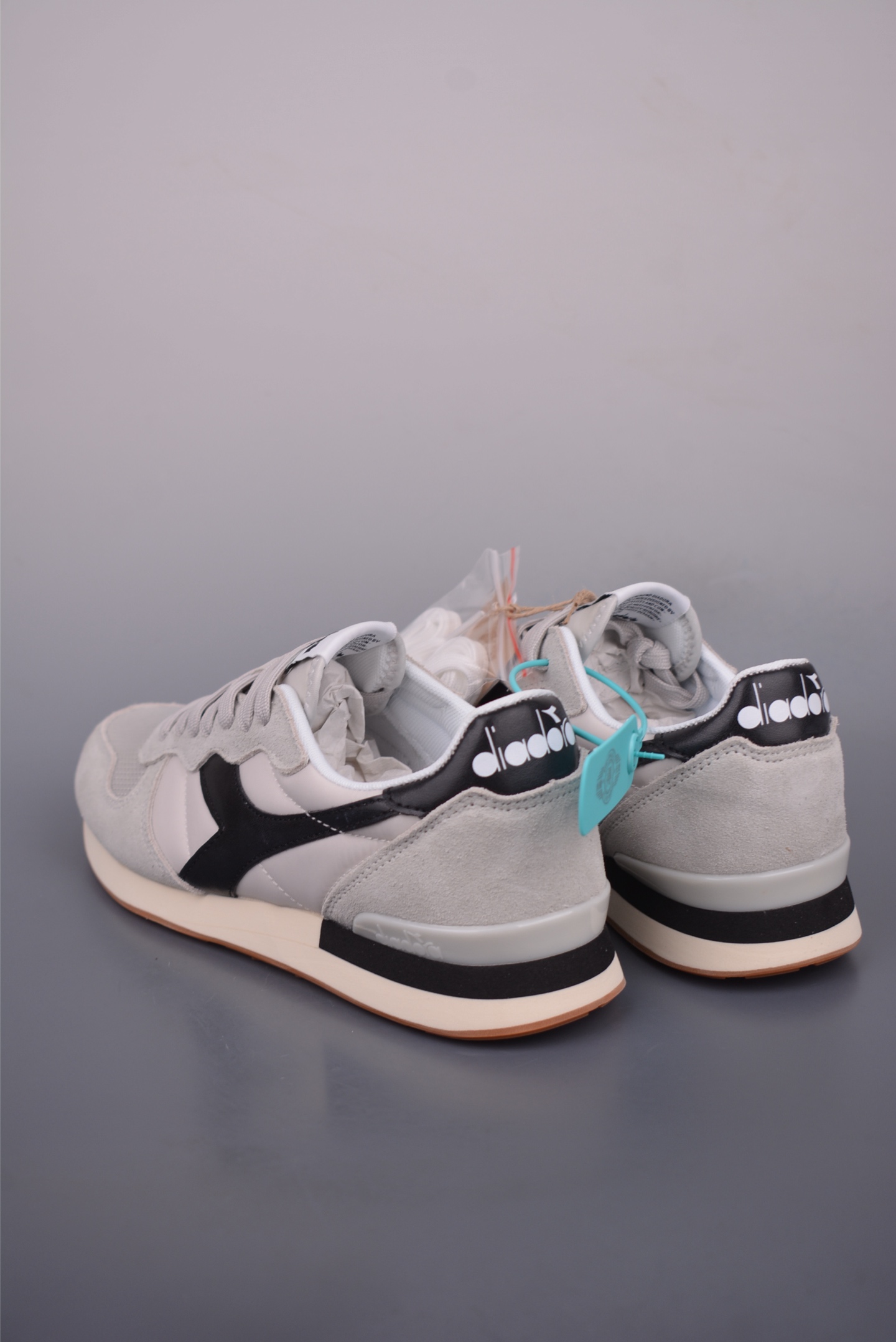 Diadora Camaro Retro Sneakers - Polyester, Suede & Leather - Stylish & Comfortable 2 i1752609970381 449 0 1