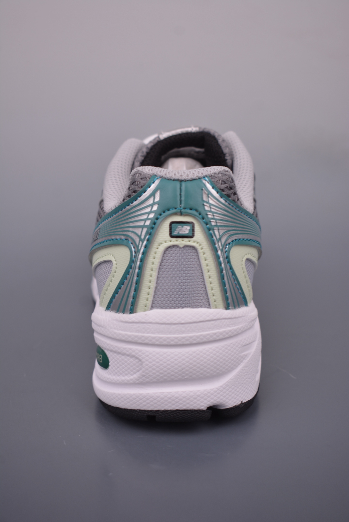 New Balance 740纯原系列 复古老爹风休闲运动慢跑鞋 U740NC2-莆田鞋,莆田鞋货源,高仿鞋,高仿鞋货源,安福档口,莆田高仿鞋,莆田鞋批发,高仿鞋批发,莆田高仿运动鞋,高仿运动鞋,莆田运动鞋 New Balance 740纯原系列 复古老爹风休闲运动慢跑鞋 U740NC2