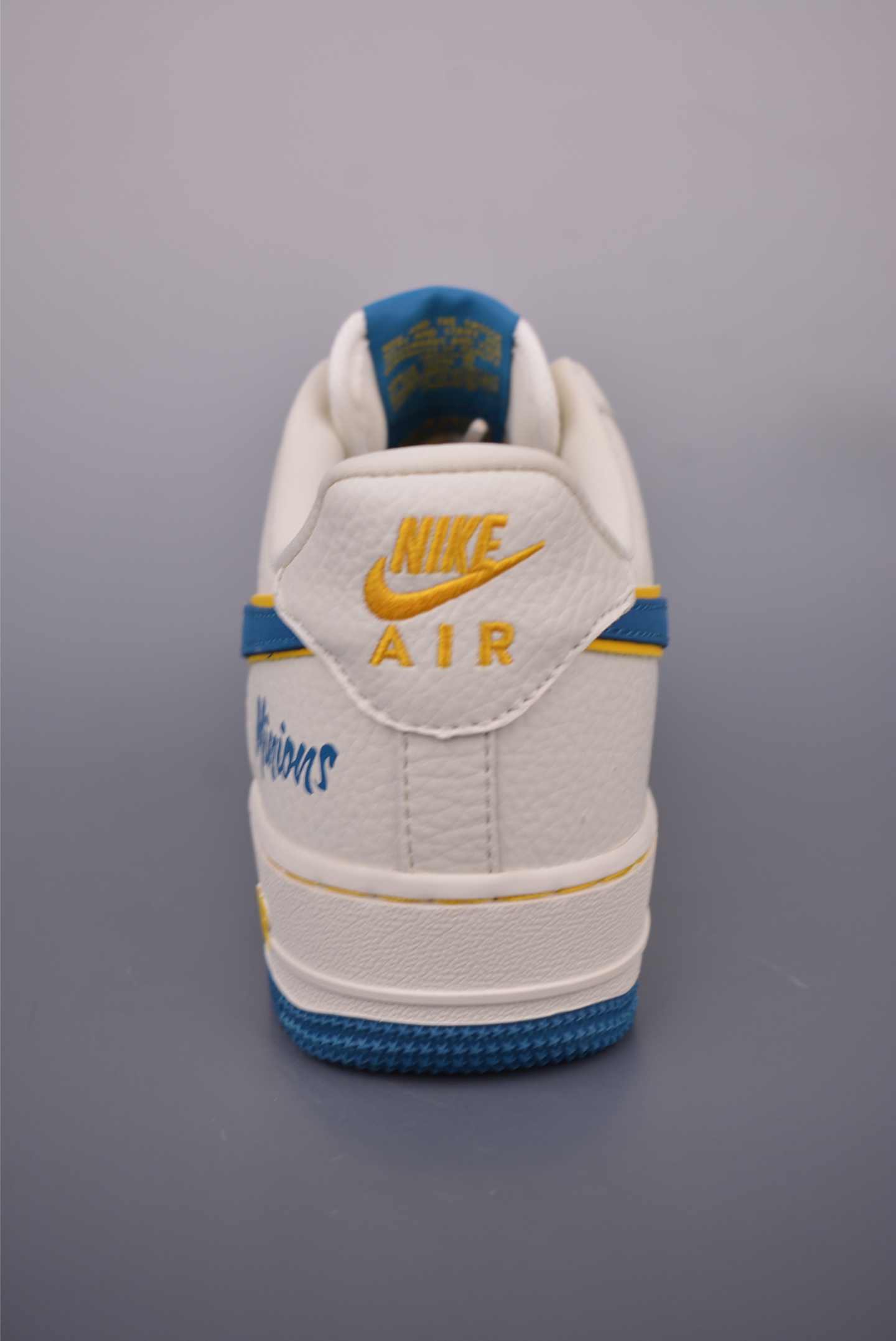 Nike Air Force 1 Low Minions Collaboration - Limited Edition Sneakers 5 i1752610796543 4249 0 3