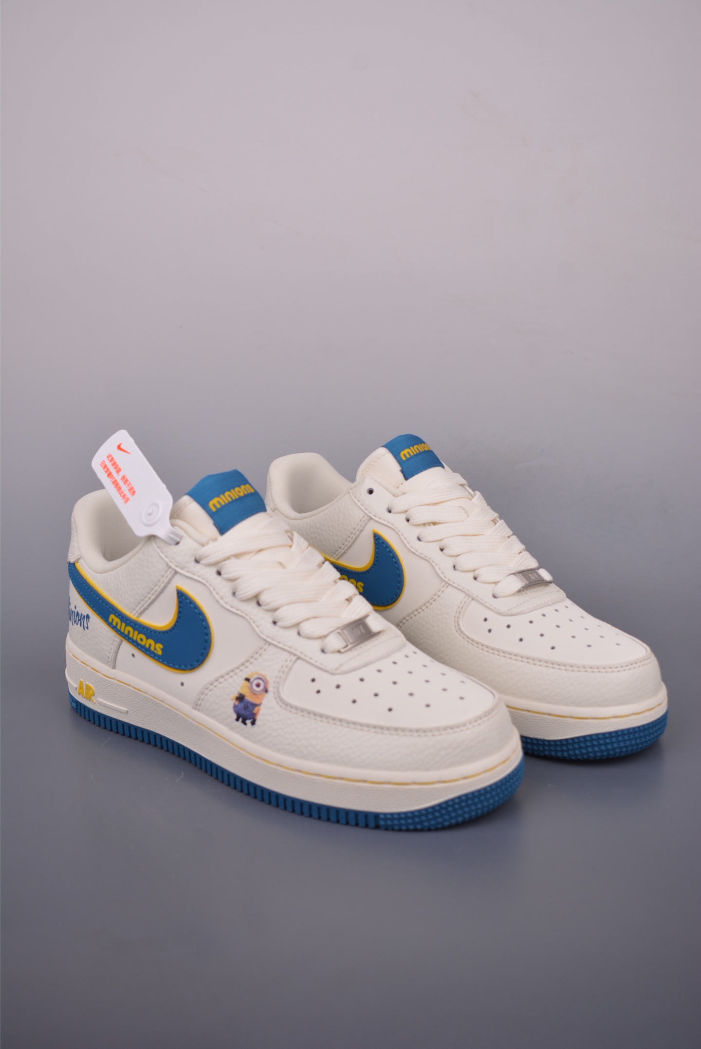 Nike Air Force 1 Low Minions Collaboration - Limited Edition Sneakers 2 i1752610798002 7218 0 0