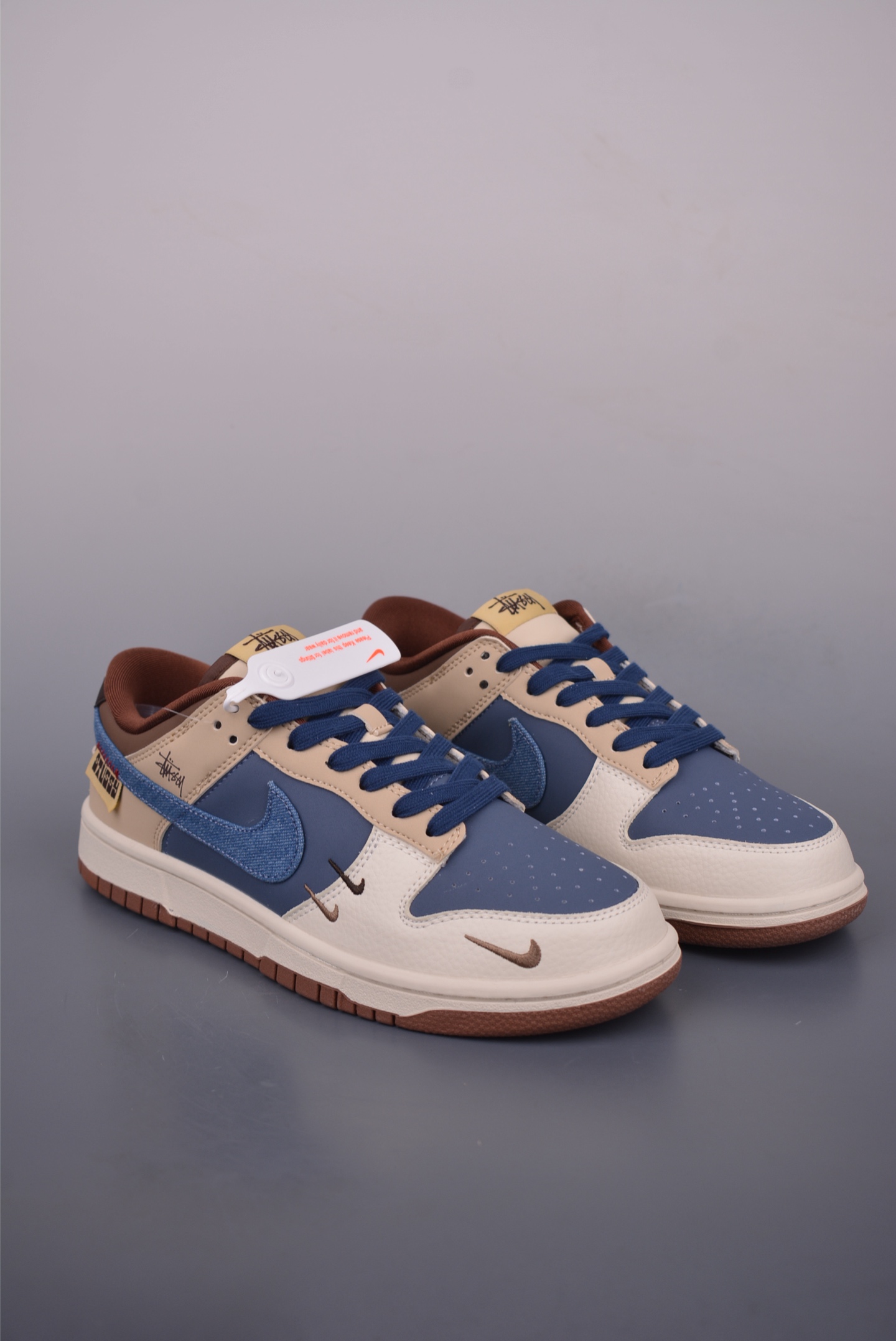 Nike SB Dunk Low Top Sneakers - First Layer Material & Exclusive Design 2 i1752610963025 1799 0 0