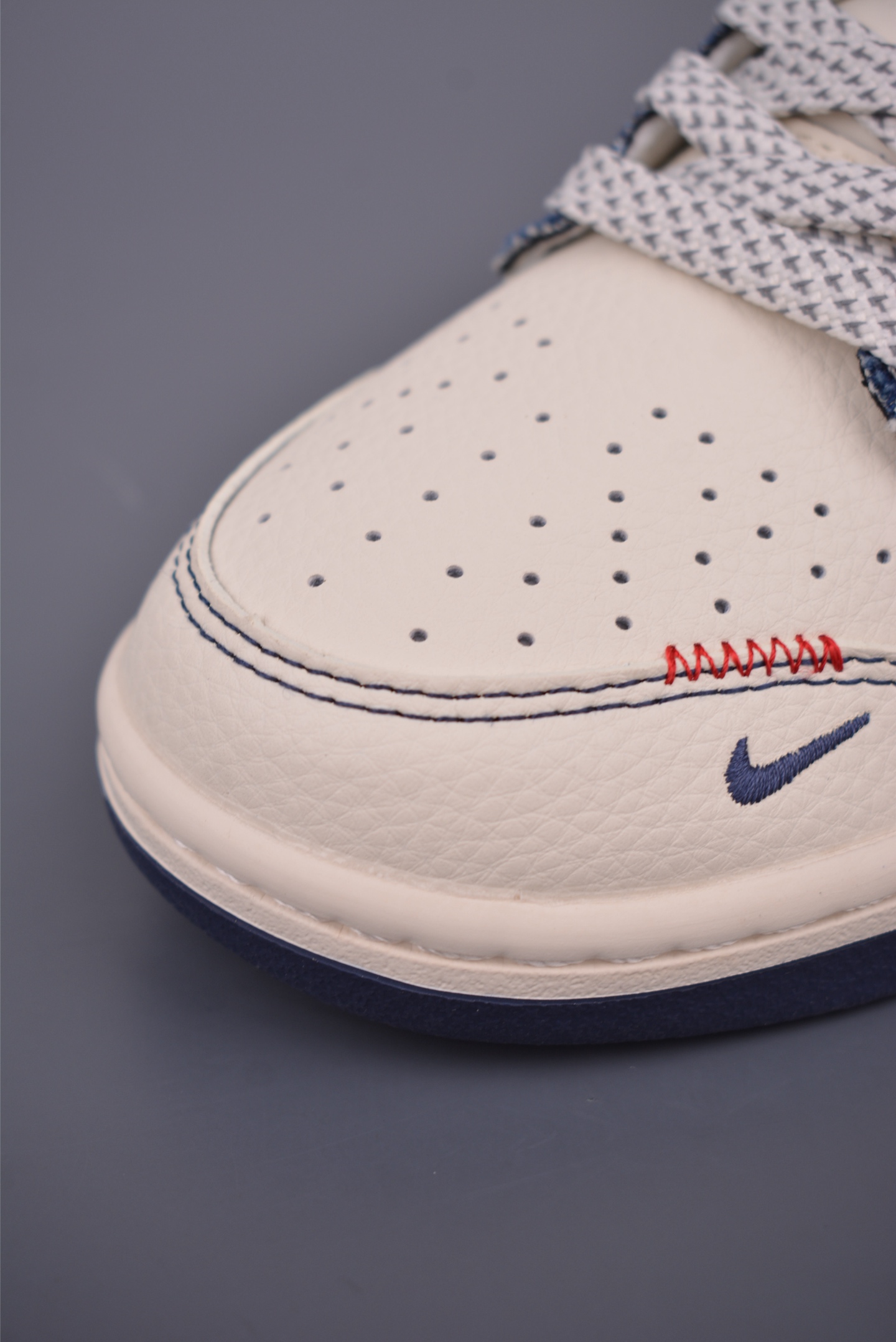 Nike SB Dunk Low Louis Vuitton Sneaker, Original Leather, Perfect Details 6 i1752611864792 1211 0 5