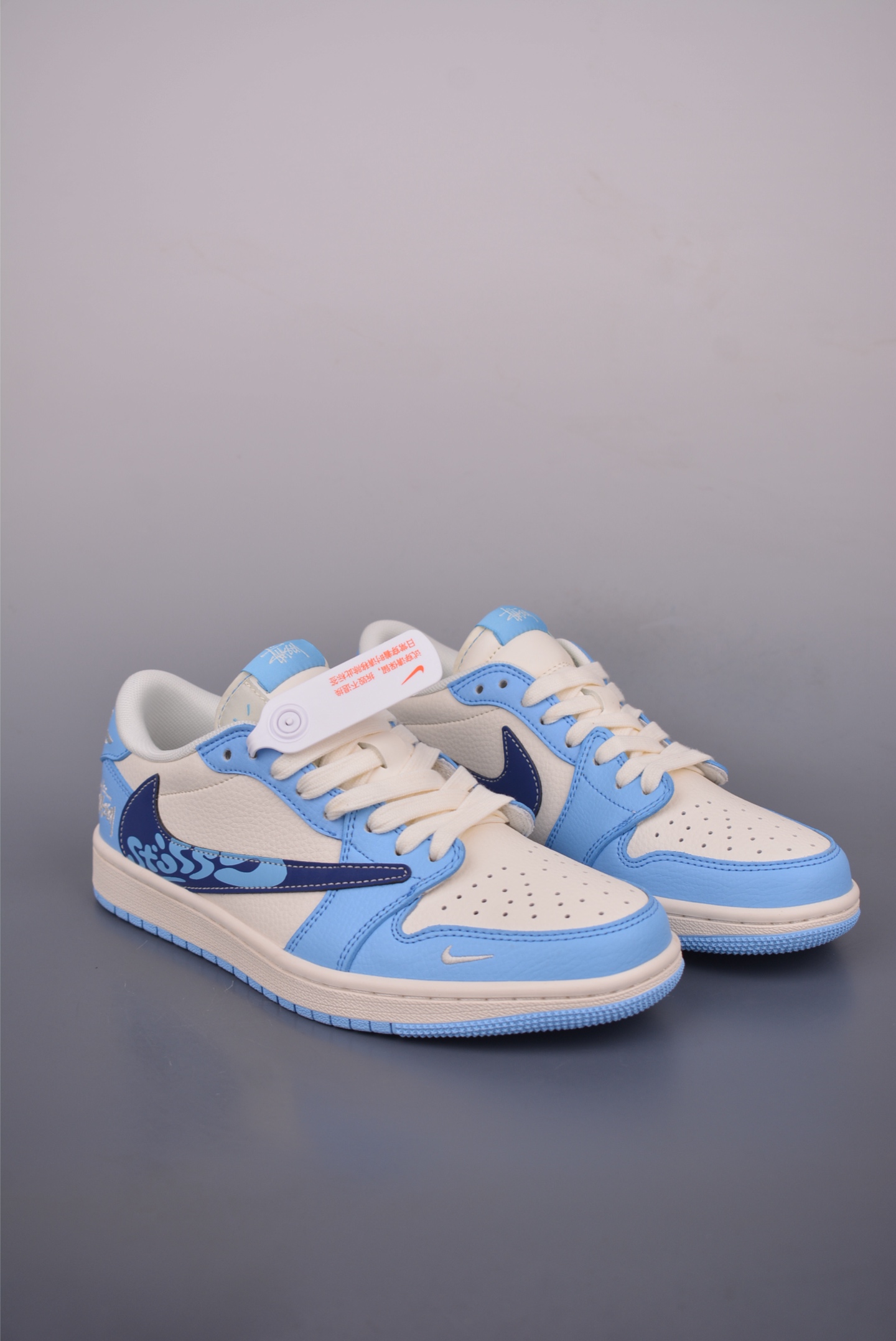 Fragment Design x Travis Scott x Stussy Air Jordan 1 Low Collaboration 2 i1752611926881 2276 0 0