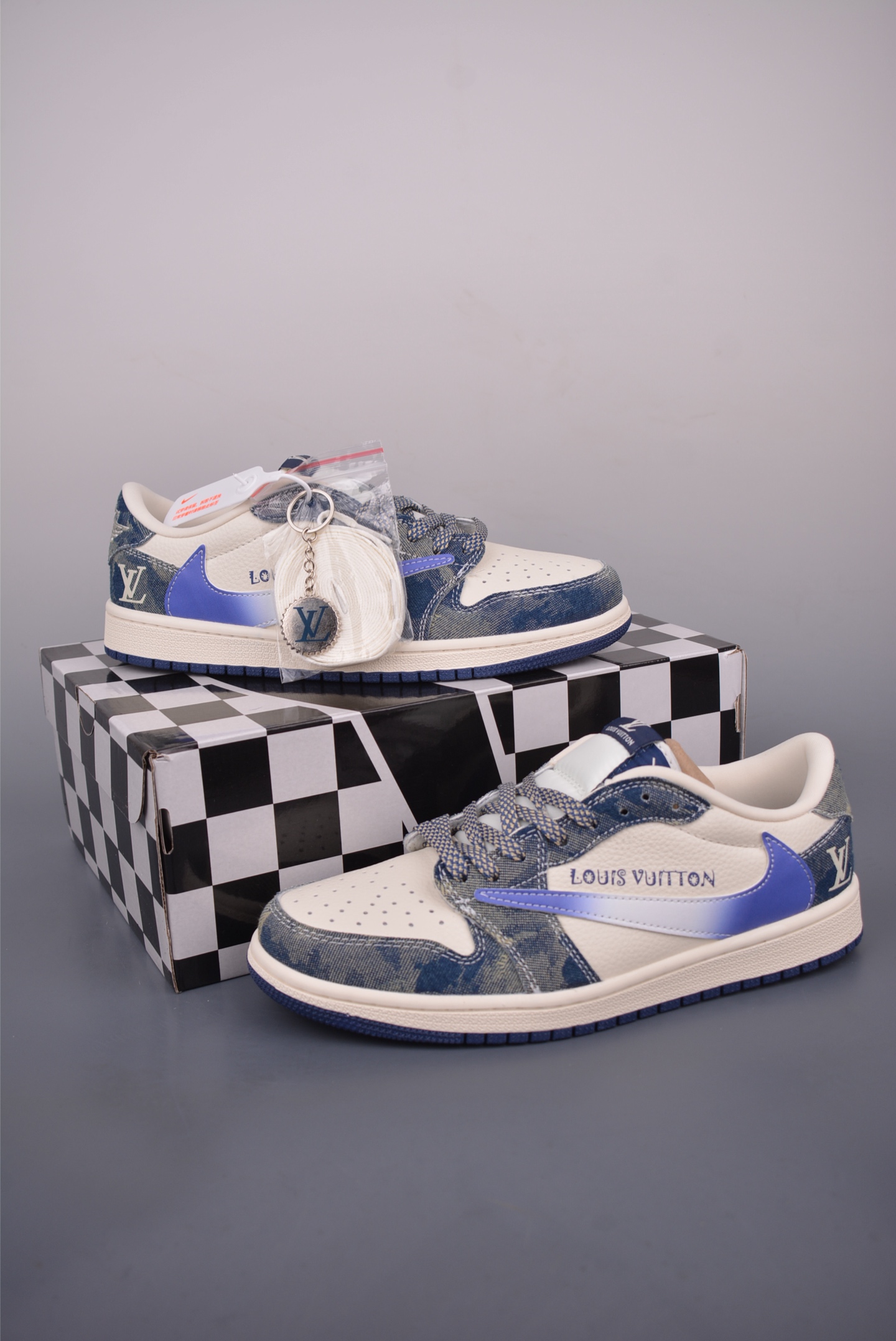 Fragment x Travis Scott x Louis Vuitton Air Jordan 1 Low Sneakers 5 i1752612054103 7321 0 4