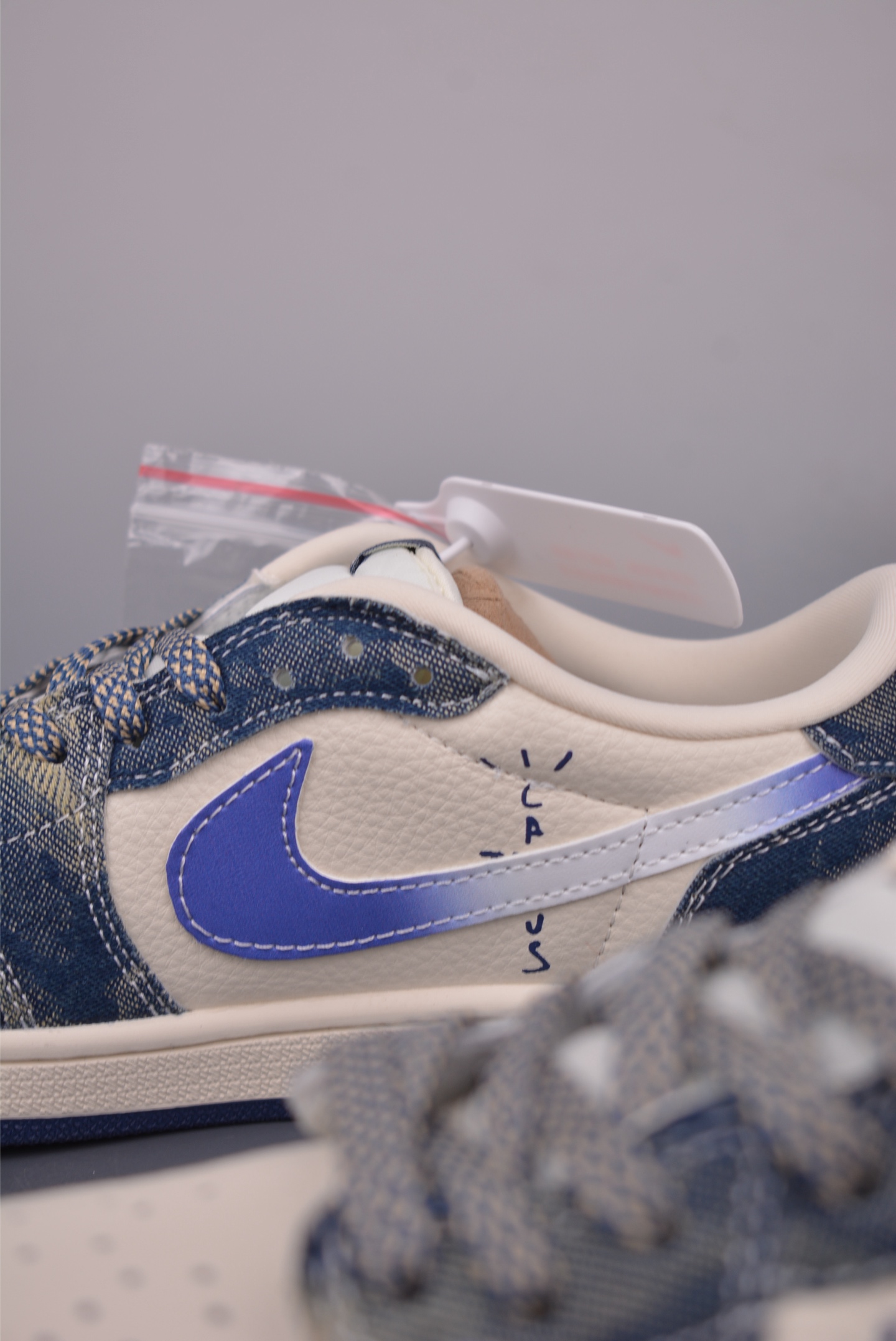 Fragment x Travis Scott x Louis Vuitton Air Jordan 1 Low Sneakers 8 i1752612055585 6371 0 7