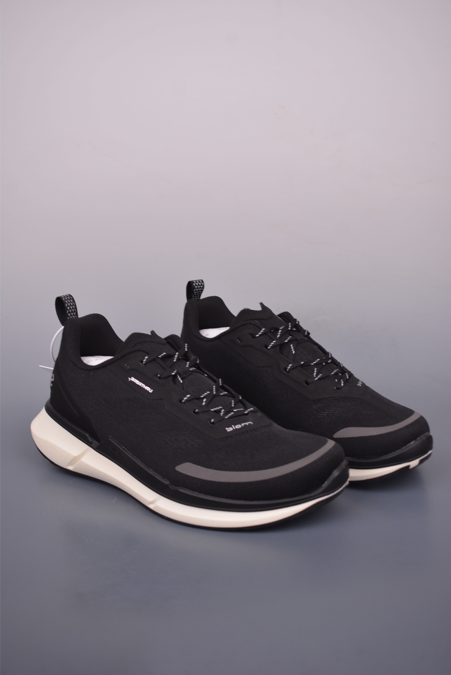 ECCO Men's BIOM Summer Sneakers - Lightweight, Comfortable, and Breathable 2 i1752614311259 2560 0 0