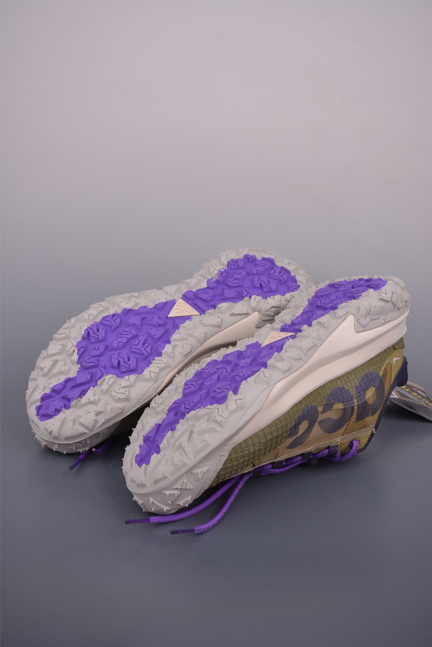 Nike ACG Mountain Fly 2 Low Hiking Trail Shoes - Olive/Purple 3 i1752615595675 5123 0 2