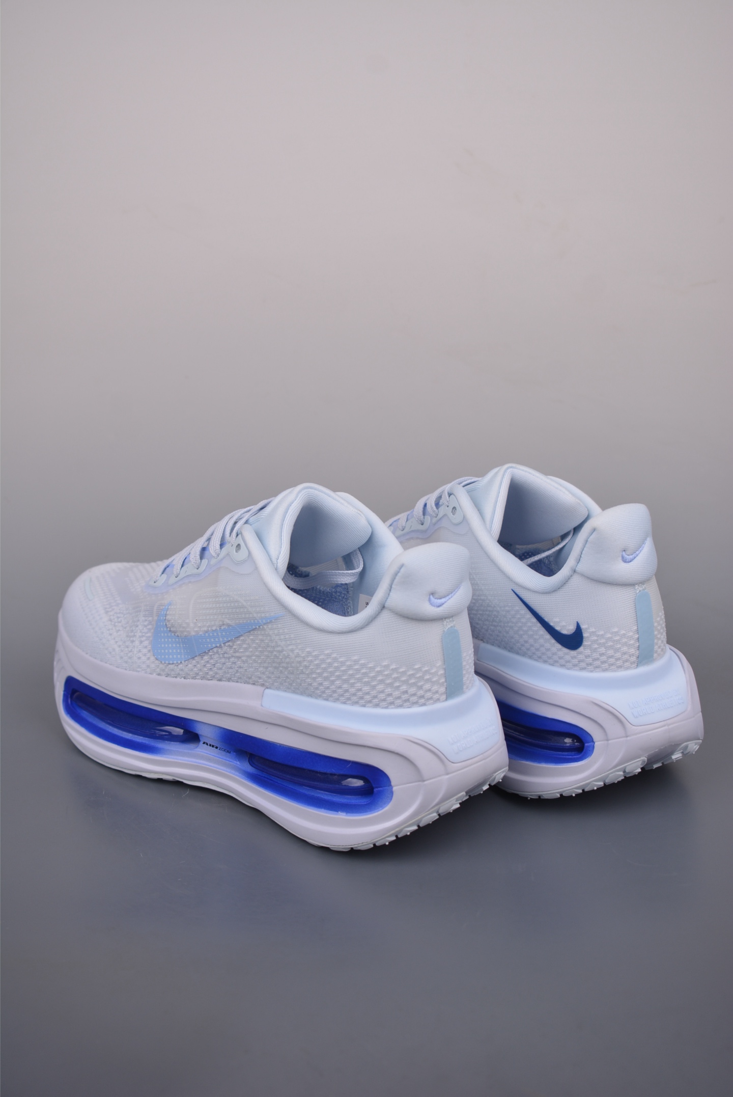Nike Vomero Premium Air Cushion Running Shoes - Comfortable and Stylish 2 i1752692197510 8333 0 1