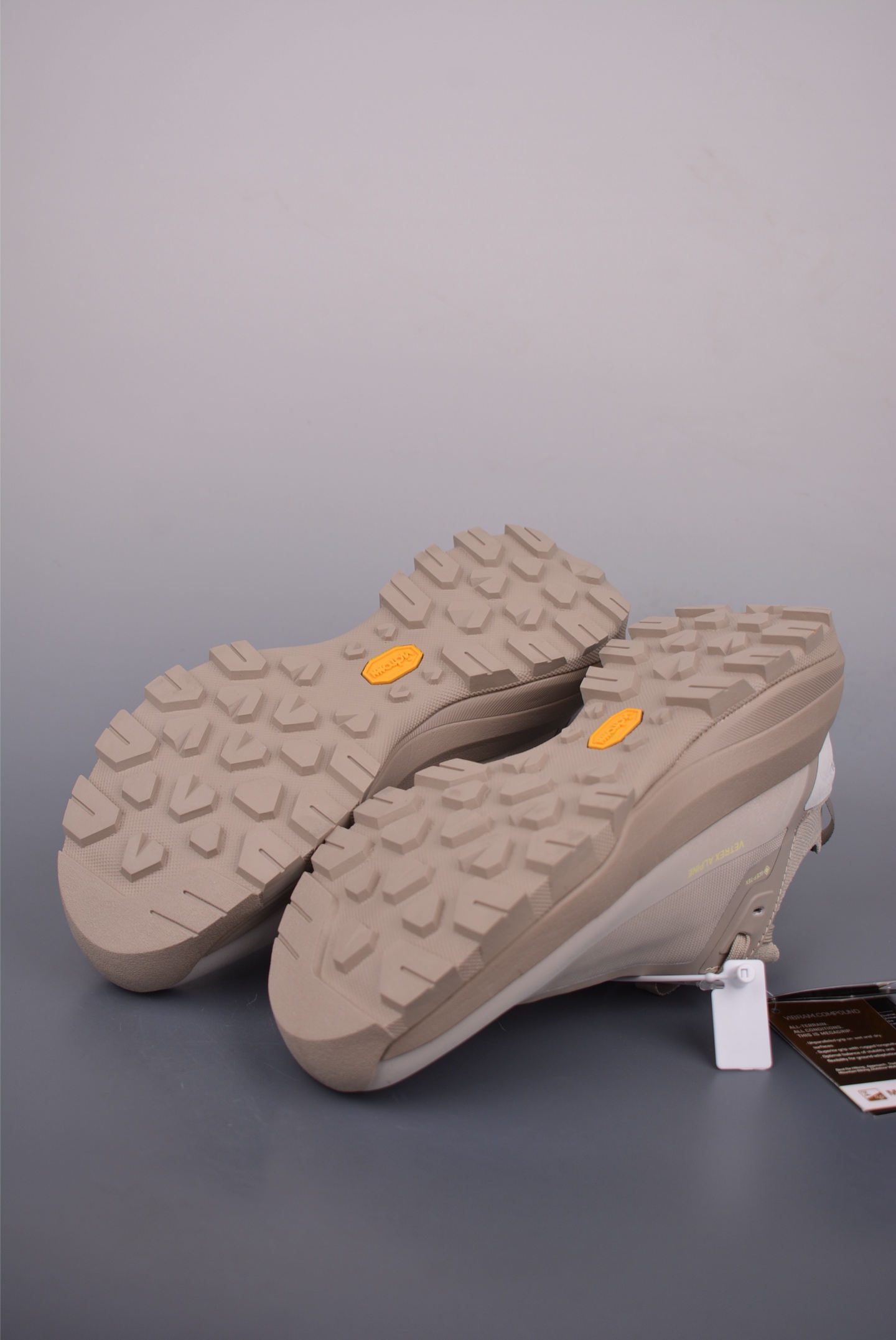 Arc'teryx Vertex Alpine Trail Running Shoes - Lightweight & Breathable 3 i1752692815850 449 0 2