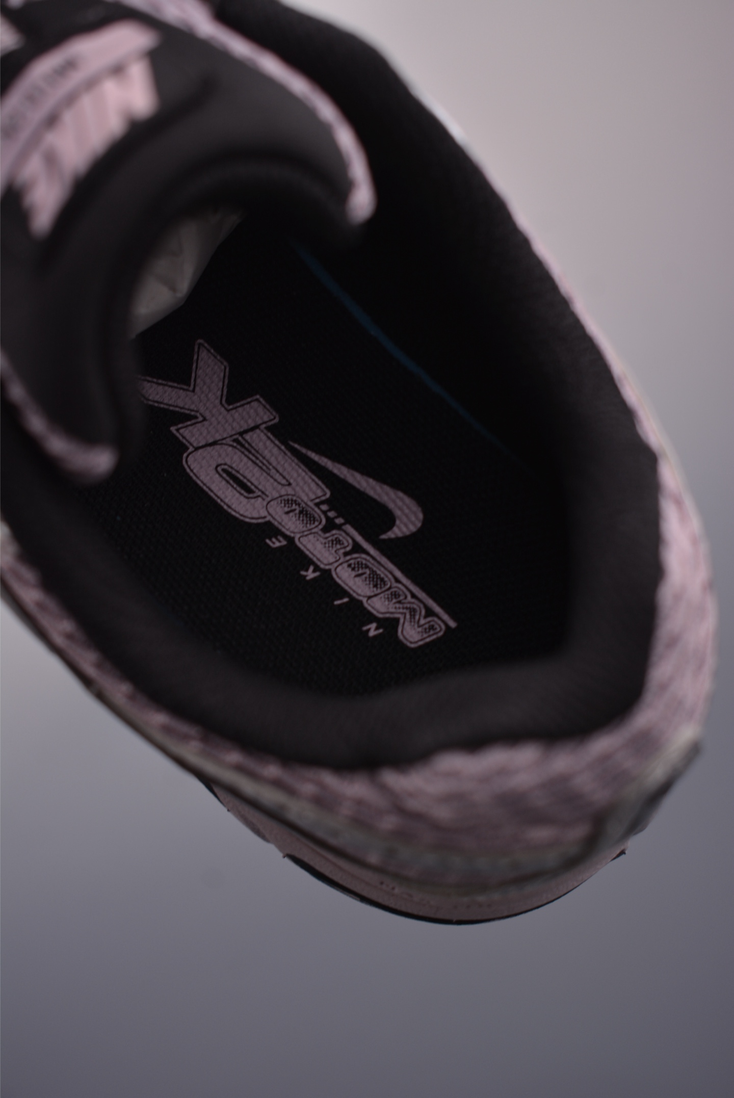 Nike Air Max Moto 2K: Comfortable & Versatile Low-Top Running Shoes 10 i1752695889711 4656 0 8