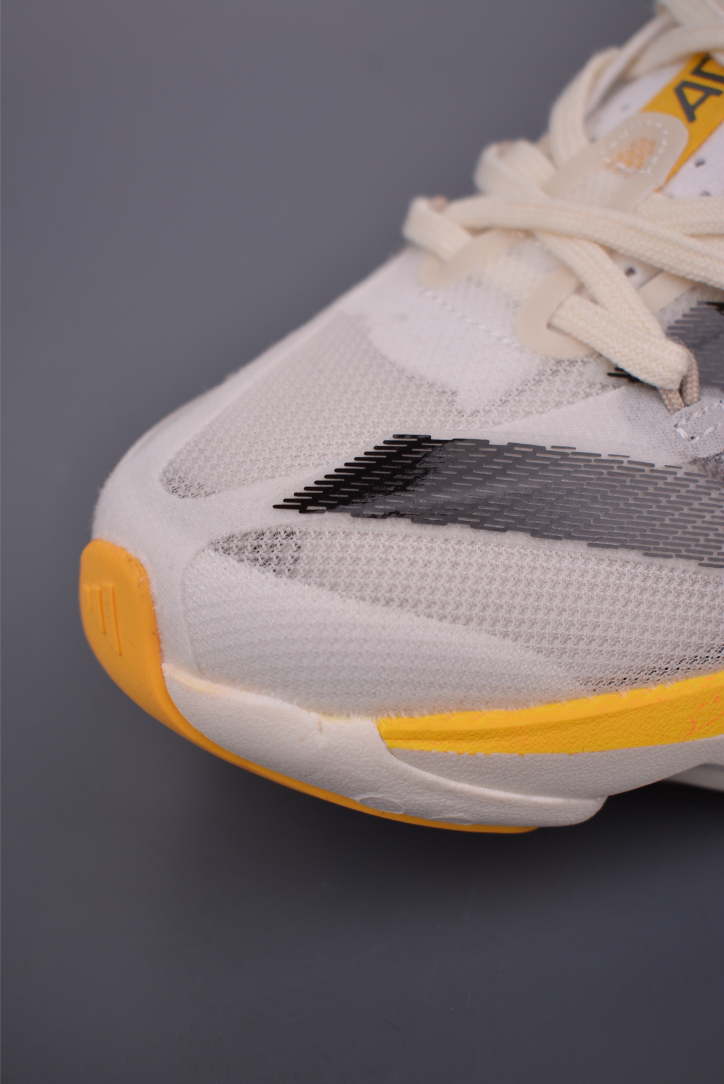 Adidas Adizero Pro 3: Lightweight, Breathable Running Shoes with Carbon Fiber Plate 6 i1752696625706 144 0 5