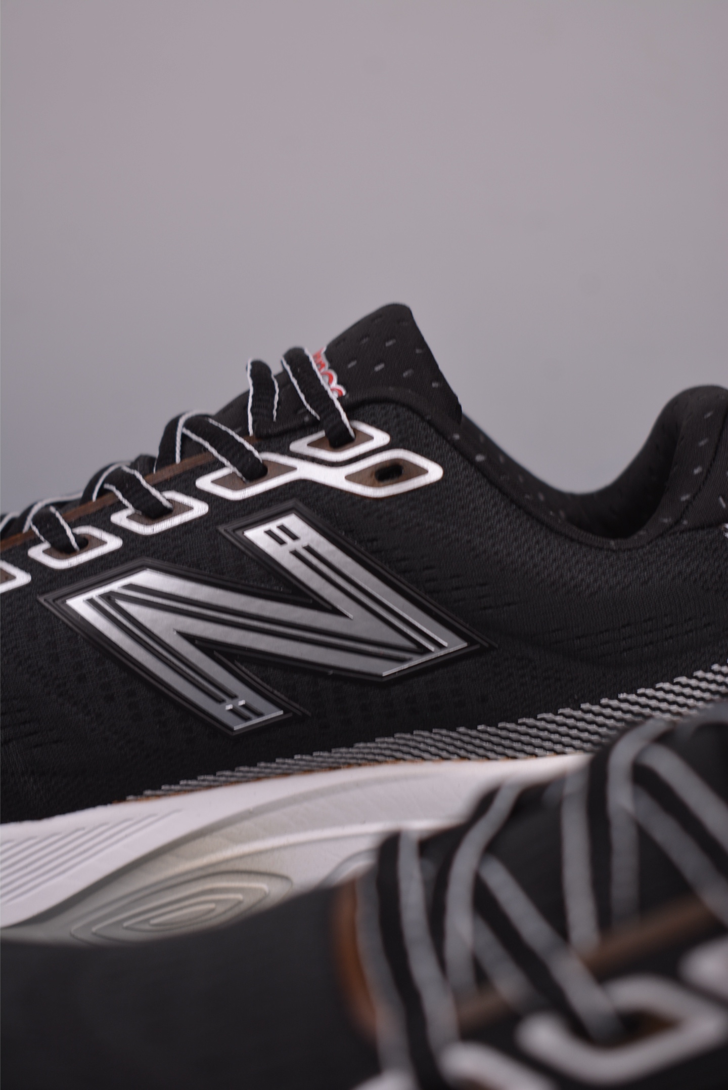 New Balance Fresh Foam X 880v15 Lightweight Running Shoes for Men/Women 8 i1752696668136 902 0 7