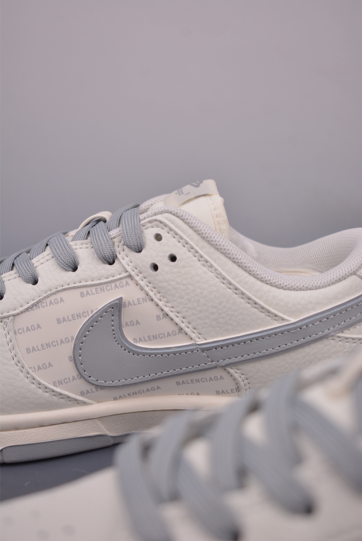 Nike SB Dunk Low 巴黎世家联名 FX1588-312