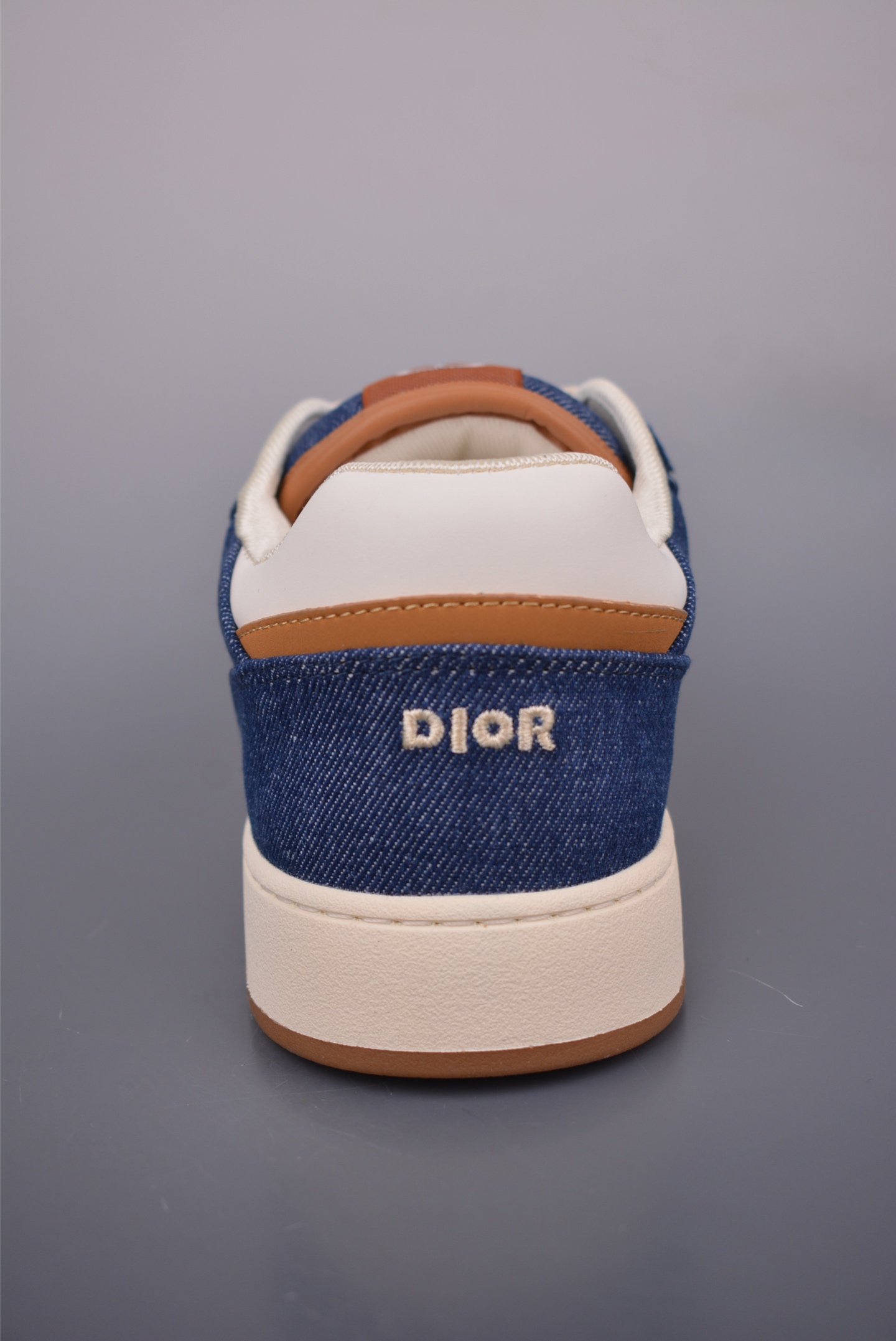 Dior B27 Casual Sneakers: Denim, Leather, and Signature Logo Details 4 i1752700042841 9566 0 3