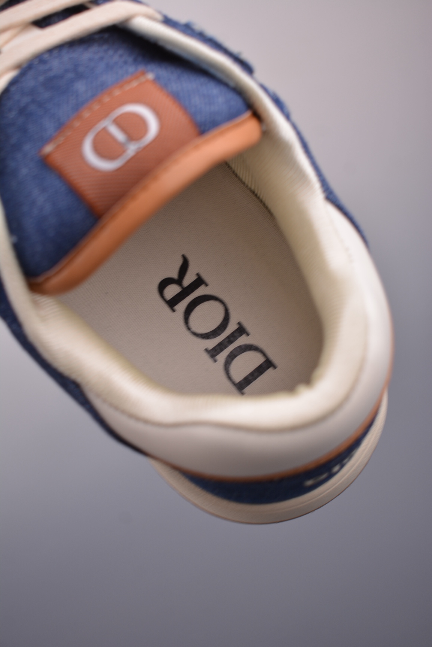 Dior B27 Casual Sneakers: Denim, Leather, and Signature Logo Details 9 i1752700042848 6072 0 8