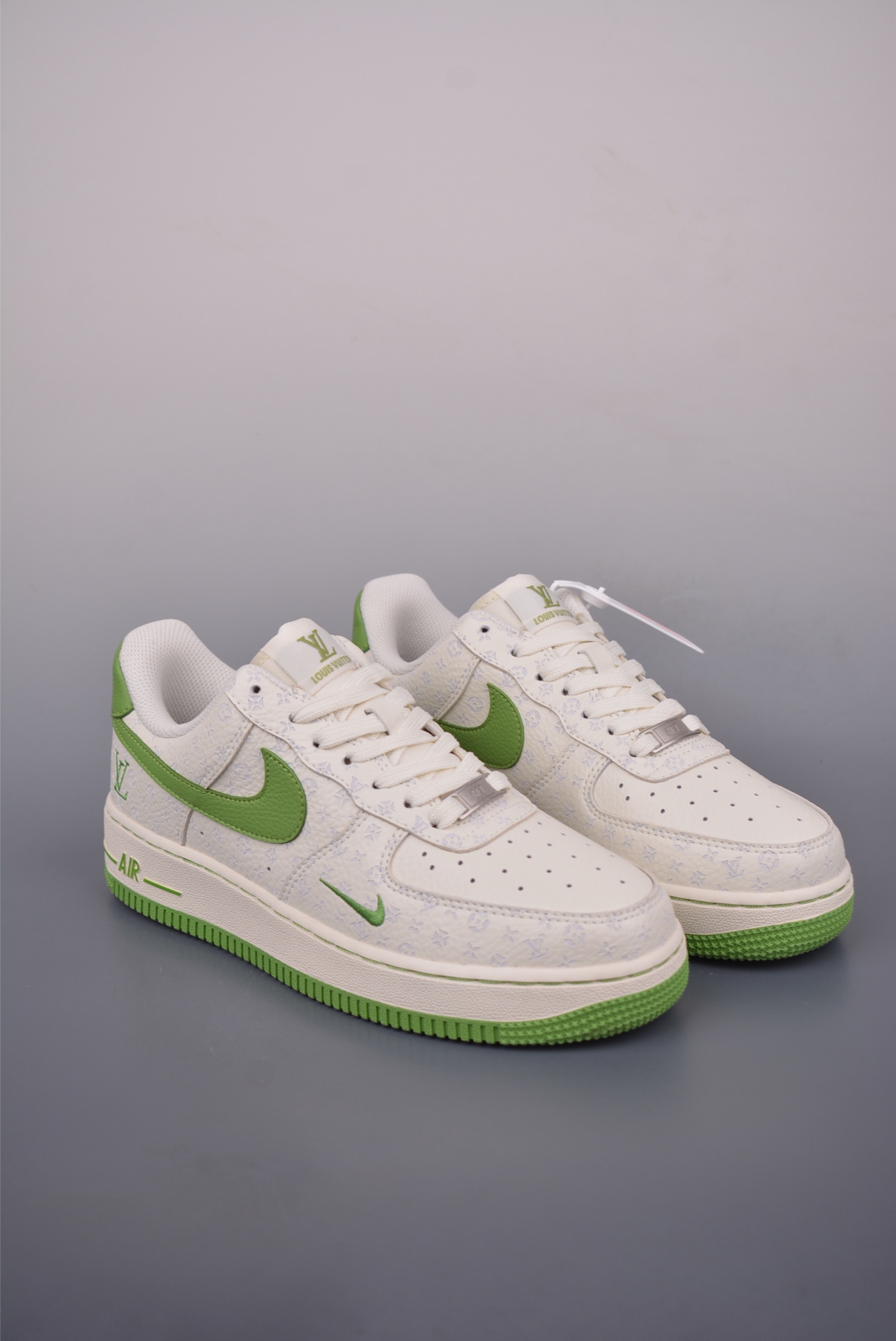 Nike Air Force 1 Low Louis Vuitton Custom Sneakers - Green/White 2 i1752791328913 8562 0 0