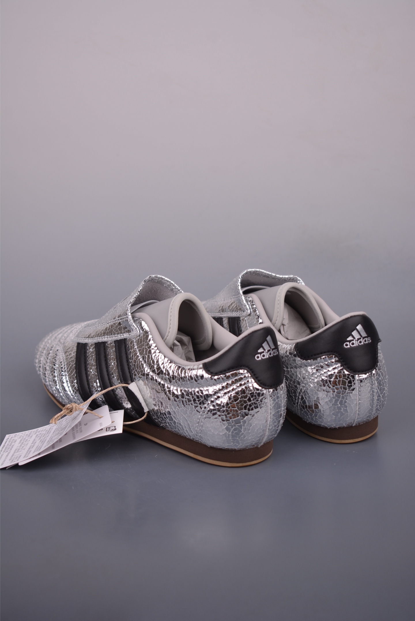 Adidas Originals Taekwondo Low Silver Metallic Retro Training Shoes 2 i1752791591284 94 0 1