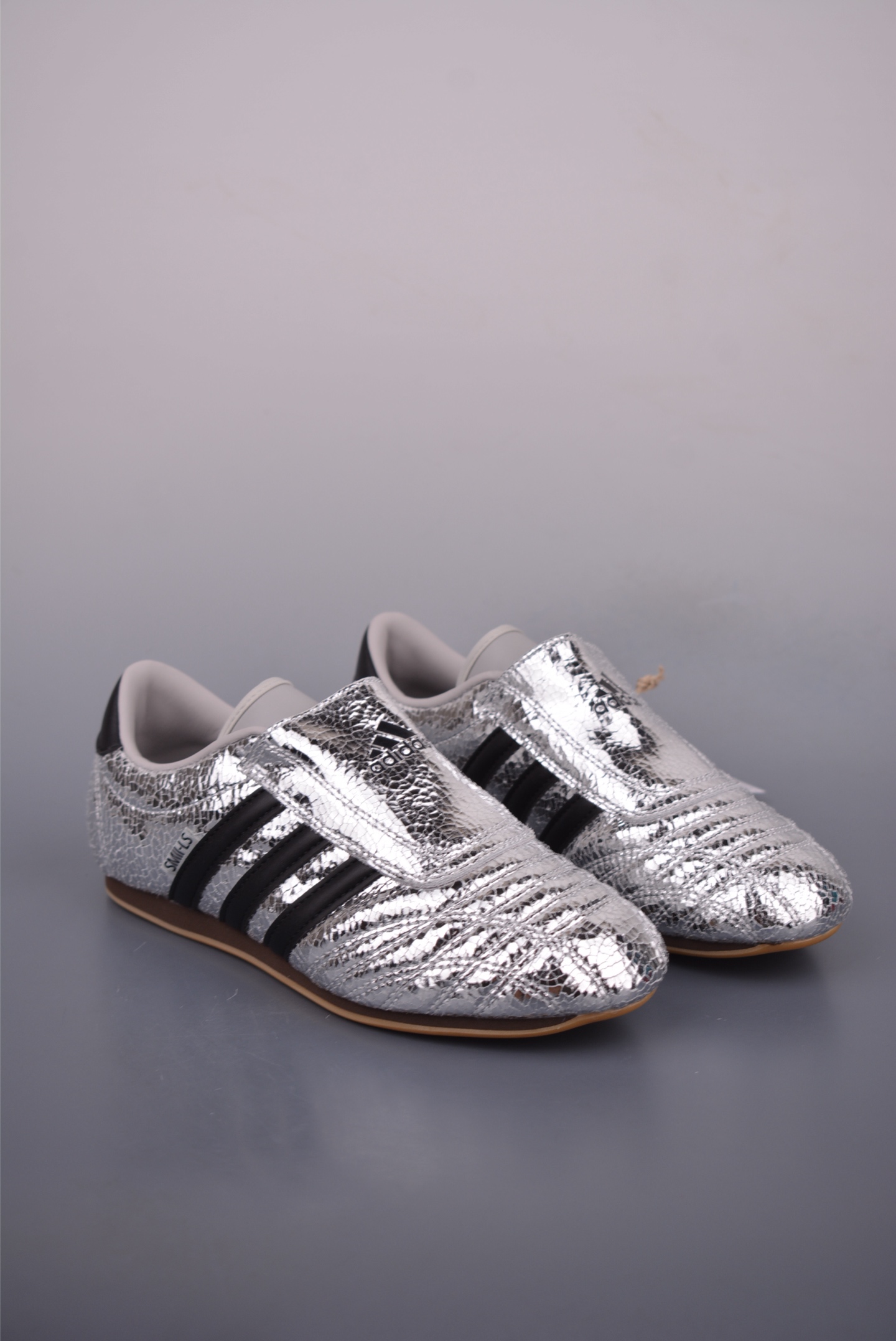 Adidas Originals Taekwondo Low Silver Metallic Retro Training Shoes 1 i1752791593133 7652 0 0