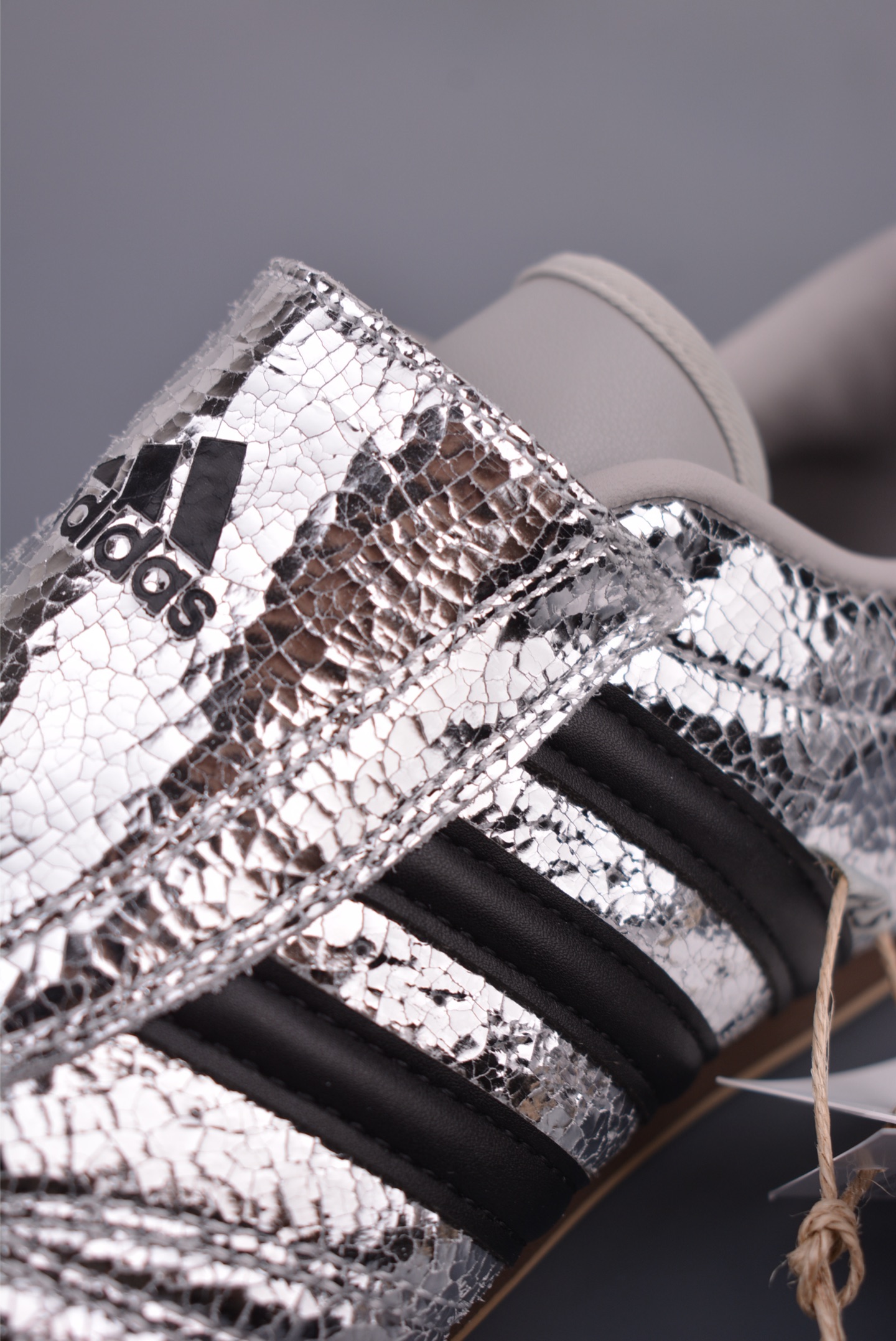 Adidas Originals Taekwondo Low Silver Metallic Retro Training Shoes 7 i1752791593178 859 0 6